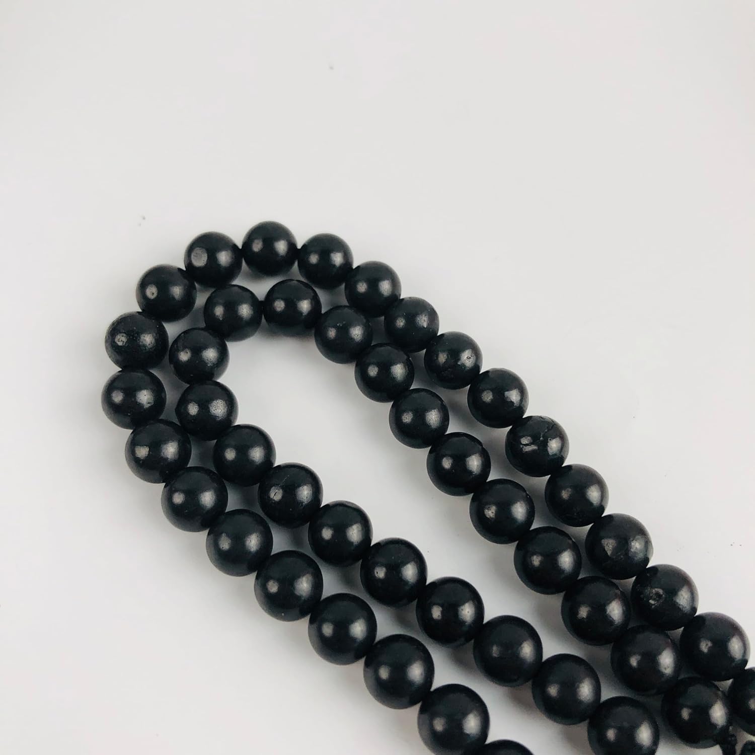 Generic WIKICRYSTAL Natural Premium Shungite Stone Round Beads 16mm 25 Beads for Making Jewelry - Black Crystal Loose Beads - Energy Healing Crystal for Making Bracelet (16mm/25beads)