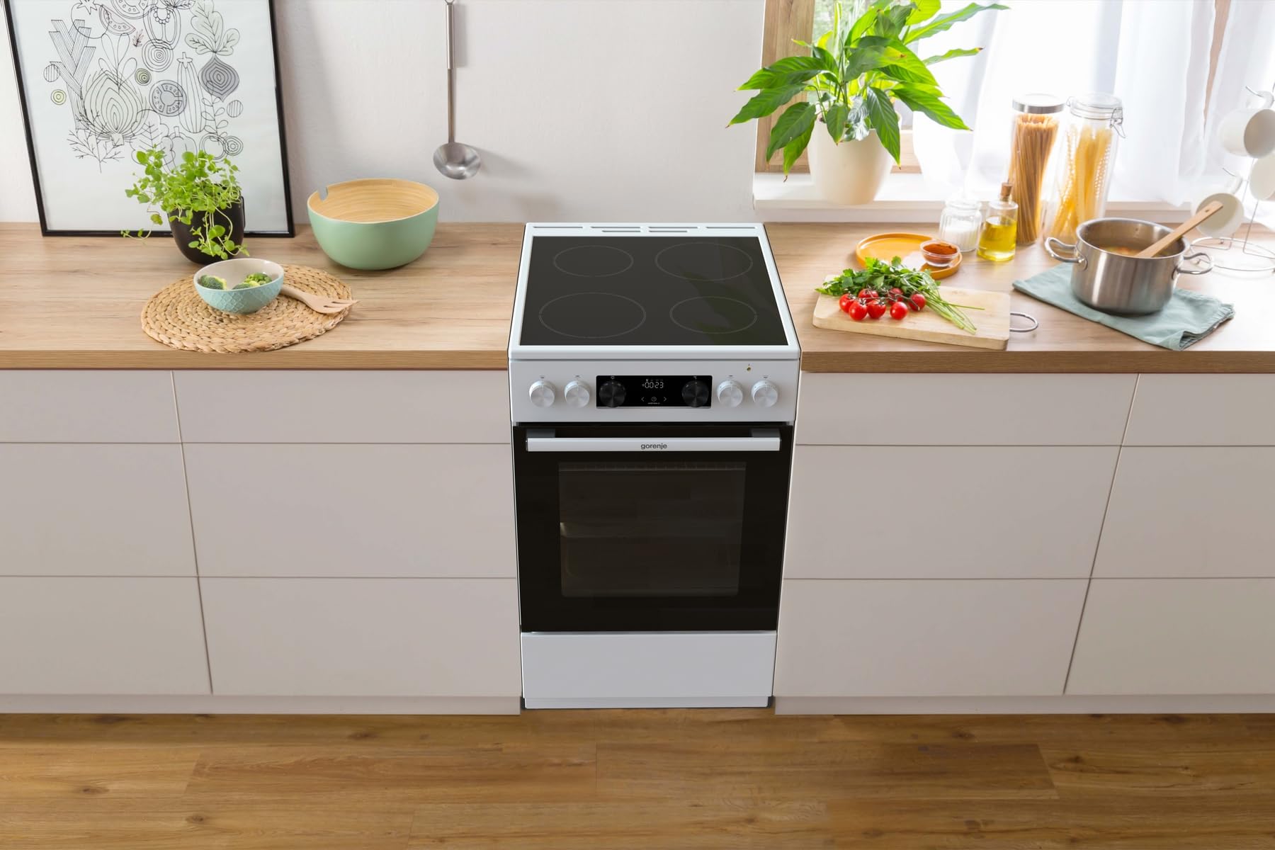 Gorenje GEIT5C61XPG Elektro-Standherd mit Induktionskochfeld, 50cm Breite, 70 L, Pizza Funktion, FrozenBake, AirFry, MultiAir Technologie, HomeMade Backofenform, AquaClean, FastPreheat, Edelstahl