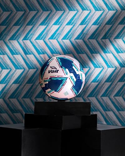 Miniatura 7 de Voit Pro Official Match Ball - Liga MX Talla 5 - Aerodinámica y durabilidad mejoradas - Tecnología para la prevención de humedad y absorción de