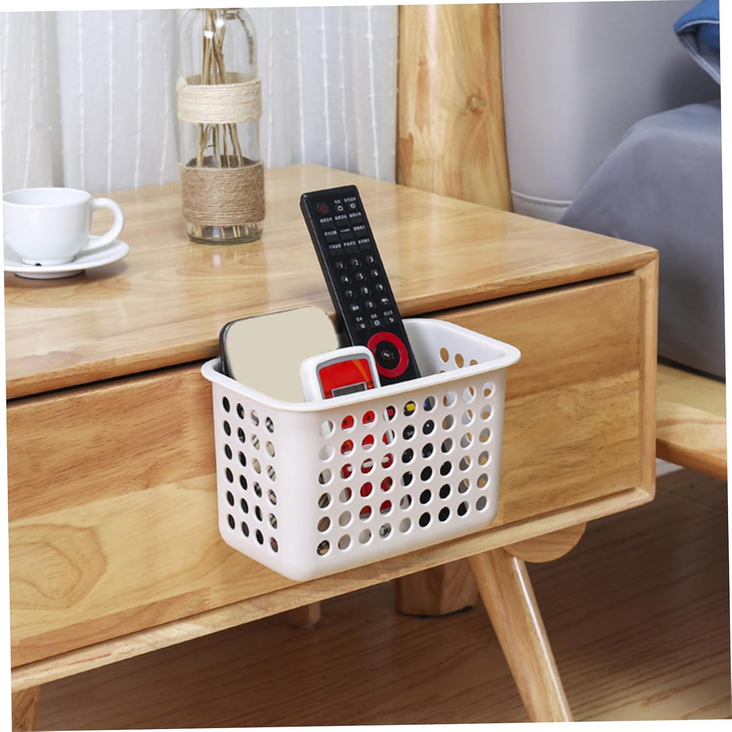 White PP Hanging Basket for Bathroom Hall, Breathable Organizer
