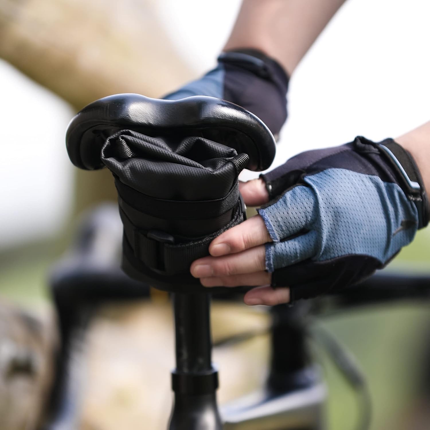 Rhinowalk Bike Saddle Bag Bicycle Roll Tool Pouch Repair Tools Pocket Pack Bag for Mountain Bike, Road Bike, MTB, Fixed Gear Bike