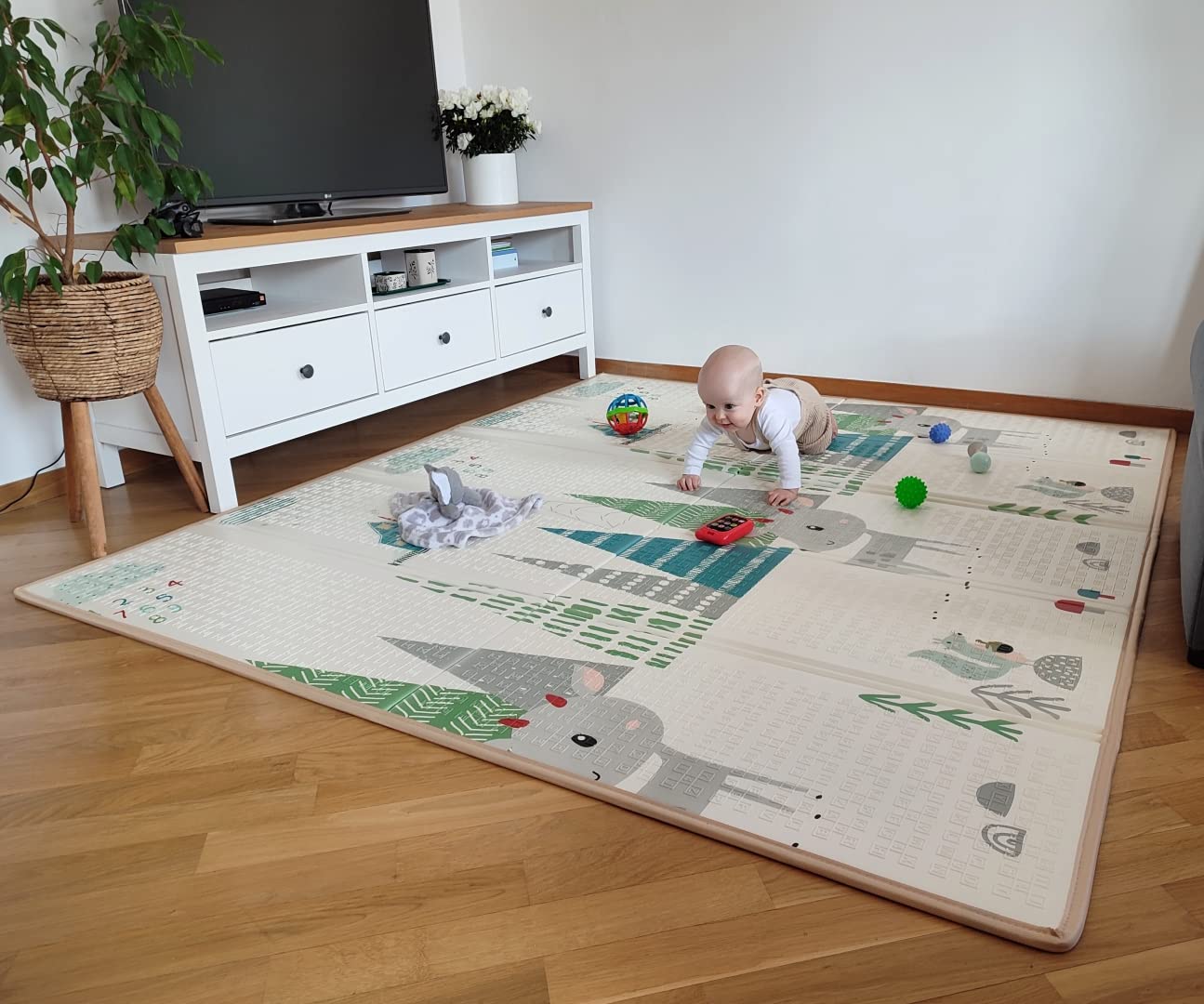 Milly Mally PLAY Schaumstoffmatte, Krabbeldecke, klappbar, Spielmatte für Kinder, doppelseitig, 197 x 177 x 1 cm, XPE-Material, wasserfest, ungiftig, antiallergisch, rutschfest Deer T1