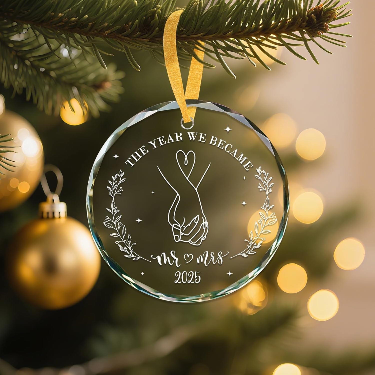 WhatSign Engagement Gift for Mr&Mrs - 2025 Glass Engagement Ornament for Newly Engaged Couples Bride to Be, Him, Her Christmas Ornaments The Year We Became Mr&Mrs