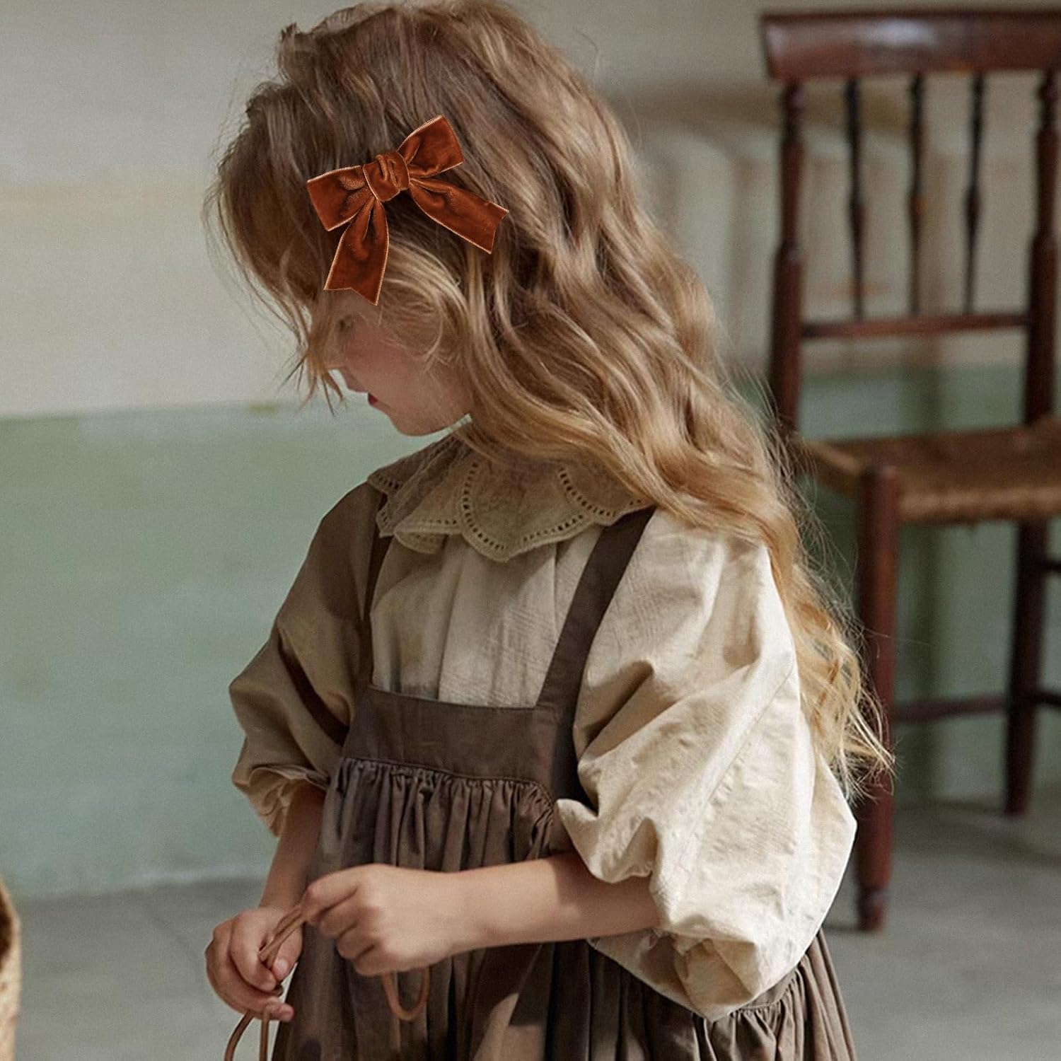 2pcs Brown Velvet Ribbon Hair Bows Clips for Girls Kids 3in Small Cute Soft Fall Velvet Alligator Barrettes Hairpins Everyday Give Thanks Dress Outfit Decoration Accessories Gift