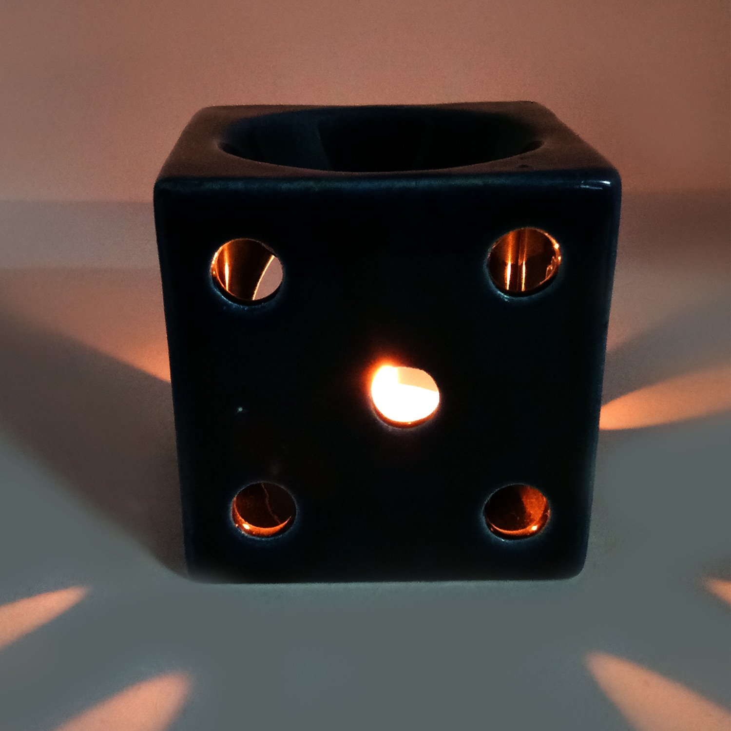 India Meets India Handicraft Ceramic Tea Light Holder and 10 ml Lavender Oil Bottle Aromatherapy Essential Oil Burner Aromatherapy Diffusers, Best Gifting, Made by Awarded Indian Artisan