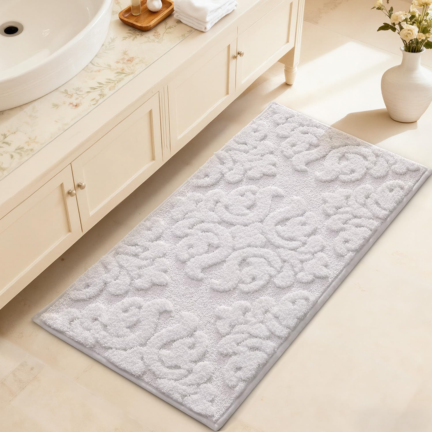 LUMI Bathroom Rugs Non Slip Rubber Backing, Ultra Soft Microfiber Bath Mat Machine Washable, Elegant Floral Bath Rugs for Shower Floor, Bathtub, Sink, 24x36, White