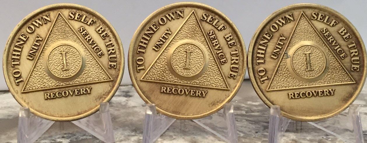wendells Set of 3 AA 1 Year Bronze Anniversary Sobriety Medallions Serenity Prayer