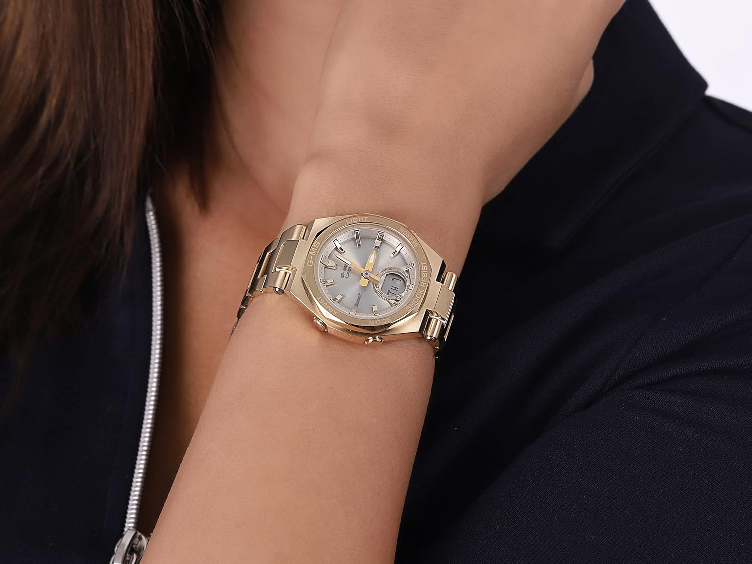 Casio Orologio Analogico-Digitale al Quarzo Donna con Cinturino in Acciaio Inossidabile MSG-B100DG-9AER Casio Orologio Analogico-Digitale al Quarzo Donna con Cinturino in Acciaio Inossidabile MSG-B100DG-9AER