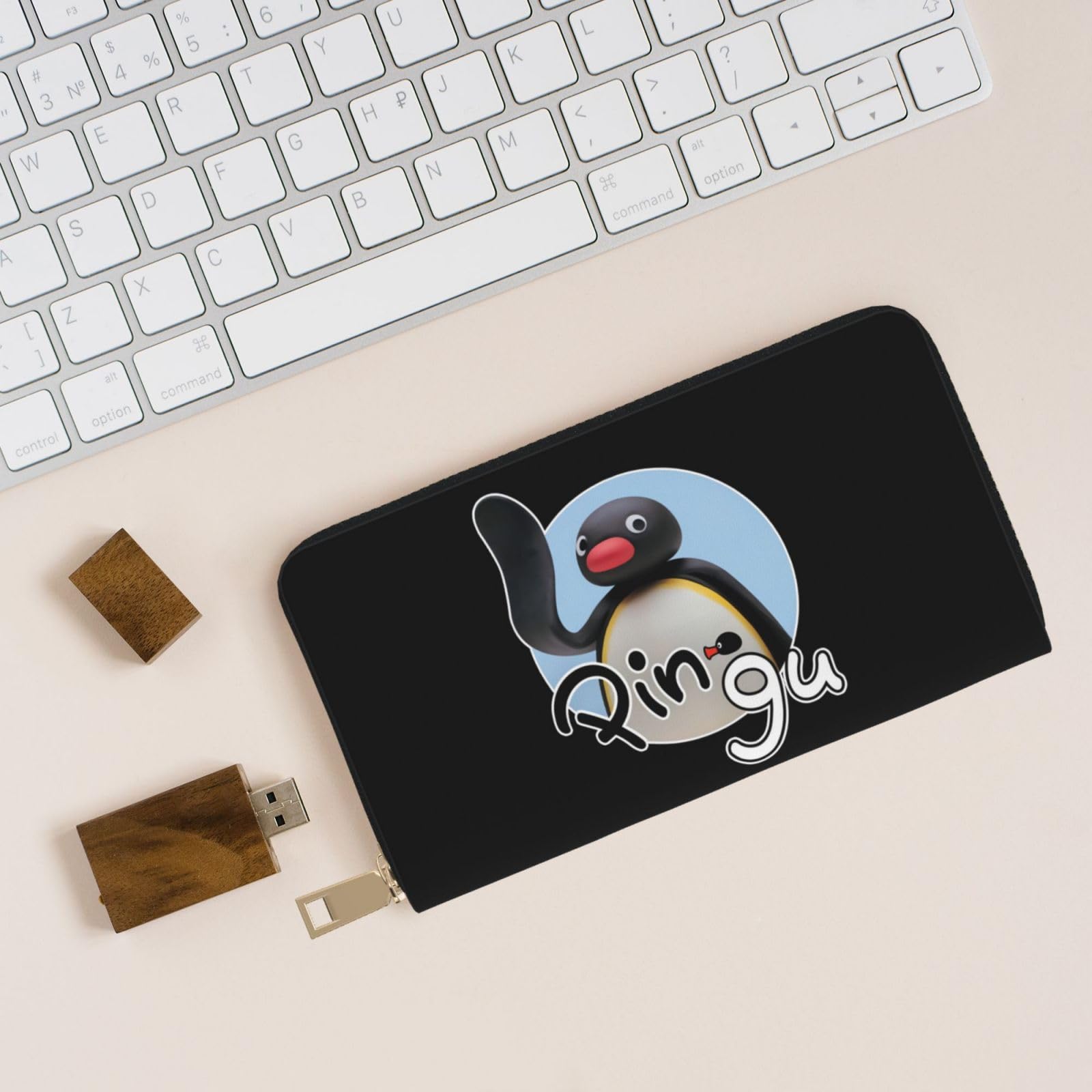 Amazon.co.jp: 財布 ピングー キャラクター ペンギン 長財布 レザー な
