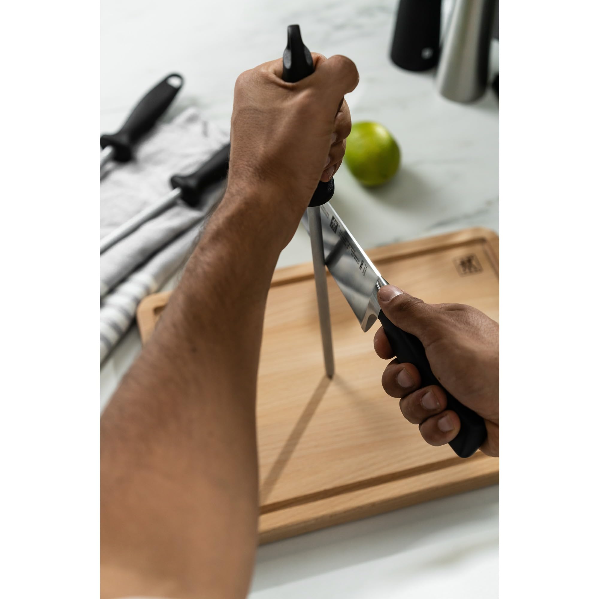 Amazon.com: ZWILLING J.A. Henckels 32576-230 Poly Sharpening Steel