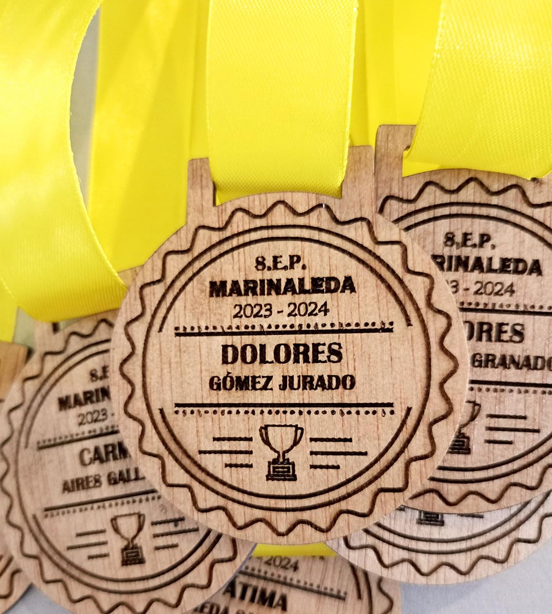 Medallas Personalizadas Infantiles de Madera, Regalo Fin de Curso Escolar