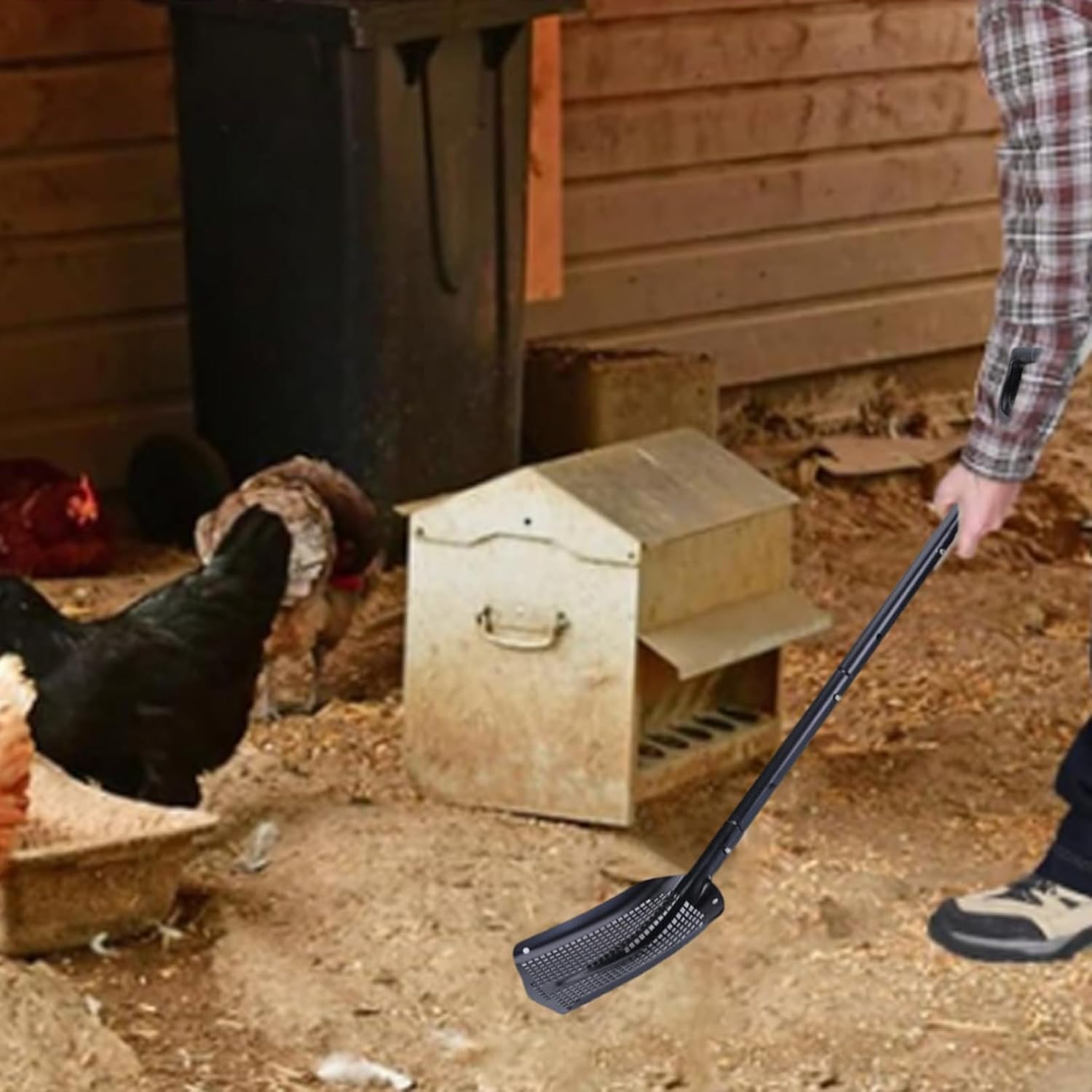 41" Aluminium Alloy Sifting Shovel, Hollow-Out Mesh Sand Sifter with Removable Plastic D Handle, Ideal for Beach & Chicken Coop Cleaning