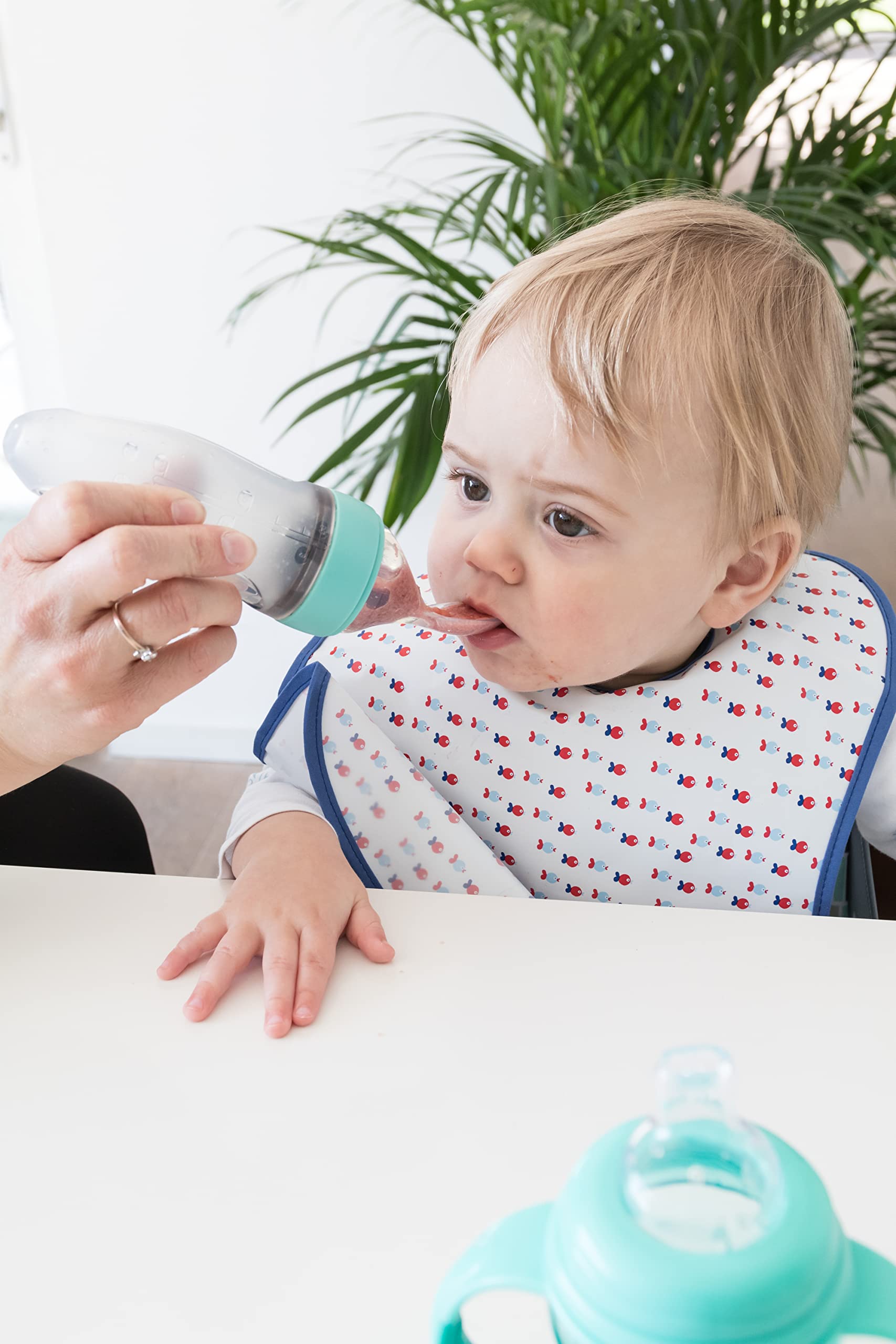 Nuby Squeeze Feeder 4 mesi+
