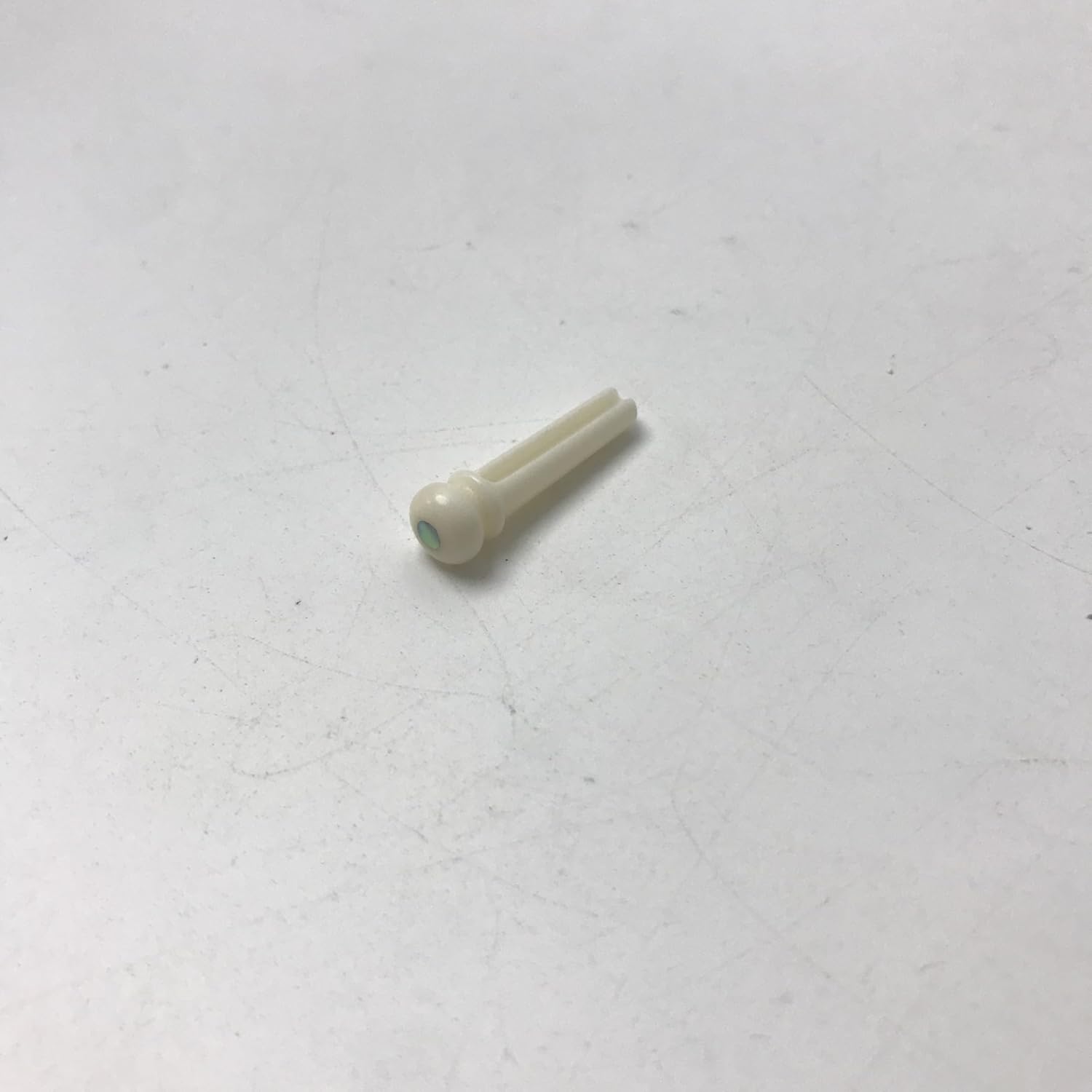 ETFBUY 60 Pcs Beige Acoustic Guitar 1.9mm Slot Beige Cattle Bridge Pins with Multicolour Pearl Shell Dot for Acoustic Guitar Replacement Parts