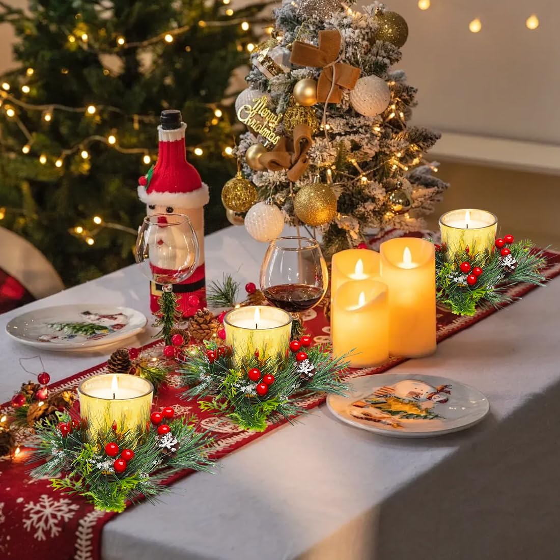 Tea Light Holder Christmas Lantern Glass Candle Holder, Set of 4 Tea Light Glasses Tea Light Glass Candle Jars Votive Candle Holder with Red Berries Pine Cones for Advent Christmas Table