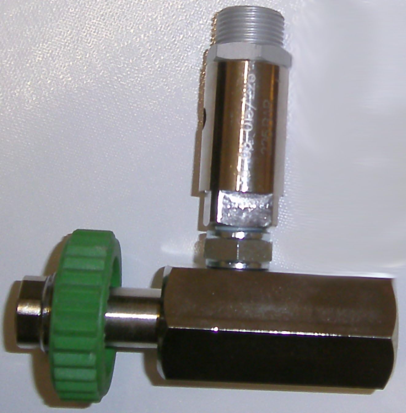 HTD Safety Filling Adaptor 200 Bar Thread Adaptor 300 Bar to 200 Bar with Safety Valve