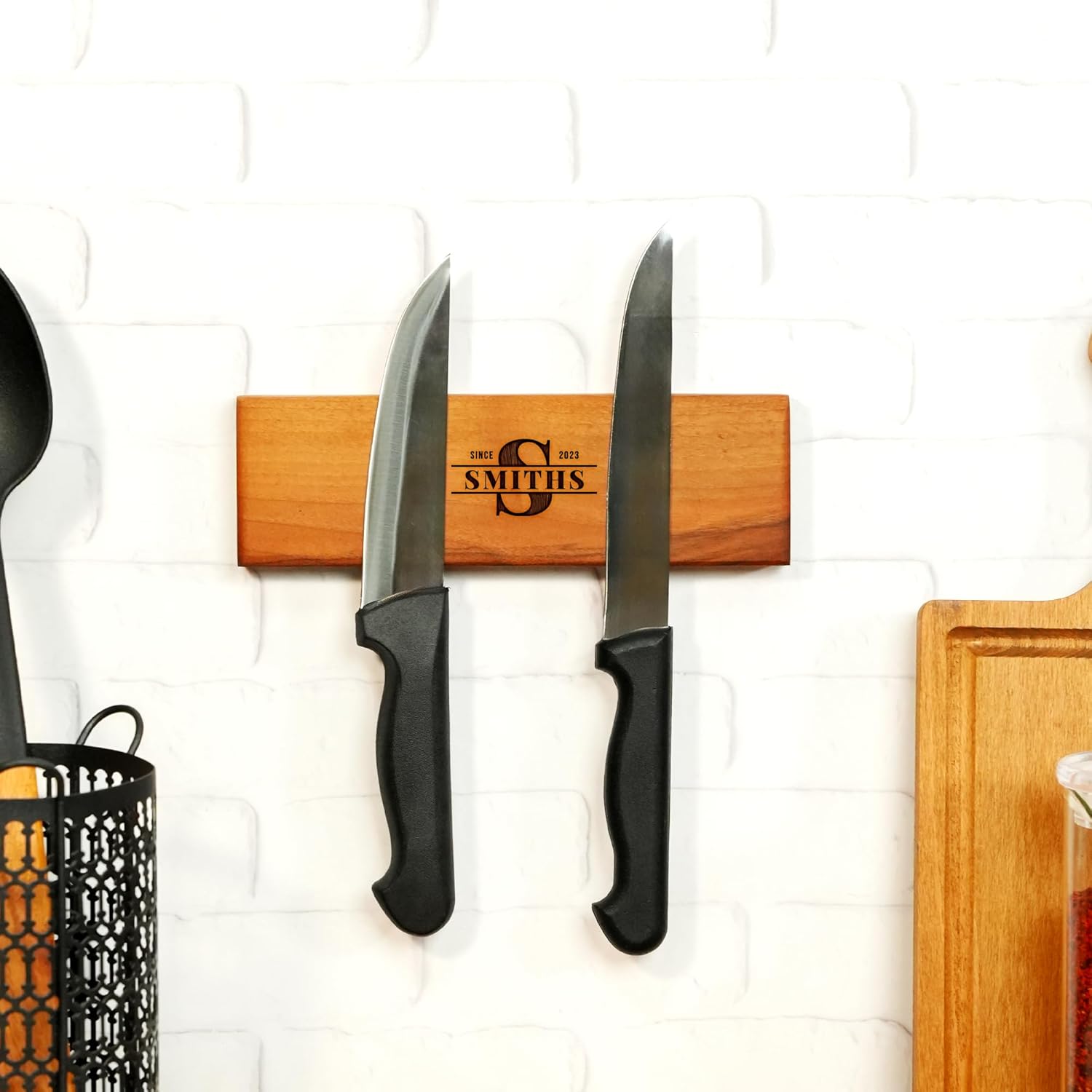 Personalized Walnut Monogram Knife Holder – Custom Magnetic Strip for Kitchen Wall – Engraved Couple Initial Rack – Handcrafted Wedding Gift for Newlyweds & First Home