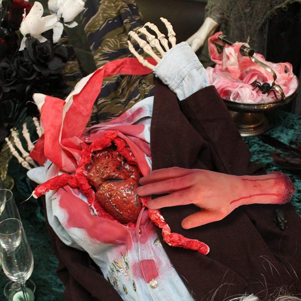 15 Pieces Halloween Broken Fake Body Parts Bloody Decoration Scary Fake Fingers Eyeballs Horror Props Cosplay Halloween Horror Haunted House Vampire Zombie Party Favors With Rope