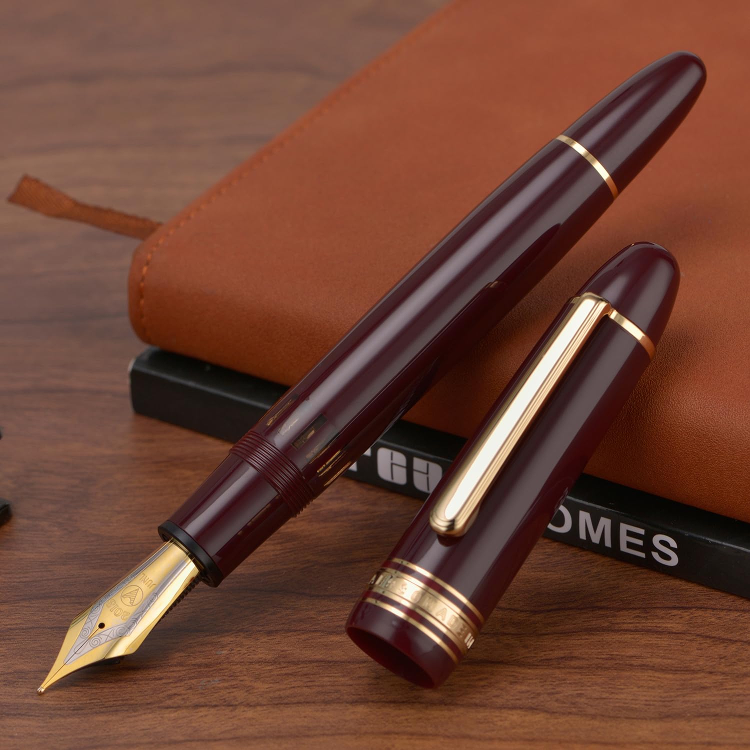 Piston Pluma estilográfica F/M/B, bolígrafo de regalo de resina negra y roja con llave, bolígrafos de negocios, bolígrafos de papelería para oficina para estudiantes (rojo plateado, F)