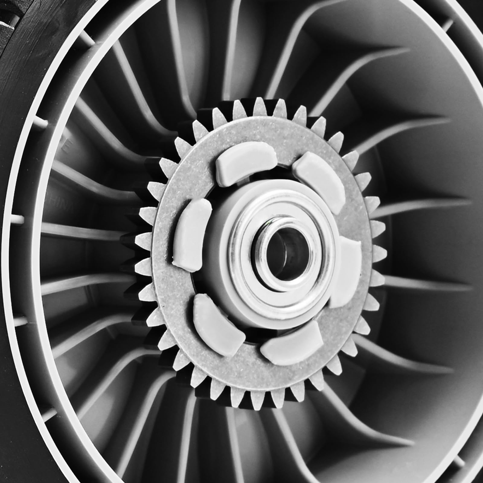 HRR216 - Rueda de transmisión trasera para cortacésped 42710-VE2-M02ZE 42710-VE2-M00ZE 42710-VE2-M01ZE 42710-VG3-B00, rueda de 8 pulgadas compatible con HRR216 HRS216 HRT216 Camina detrás del