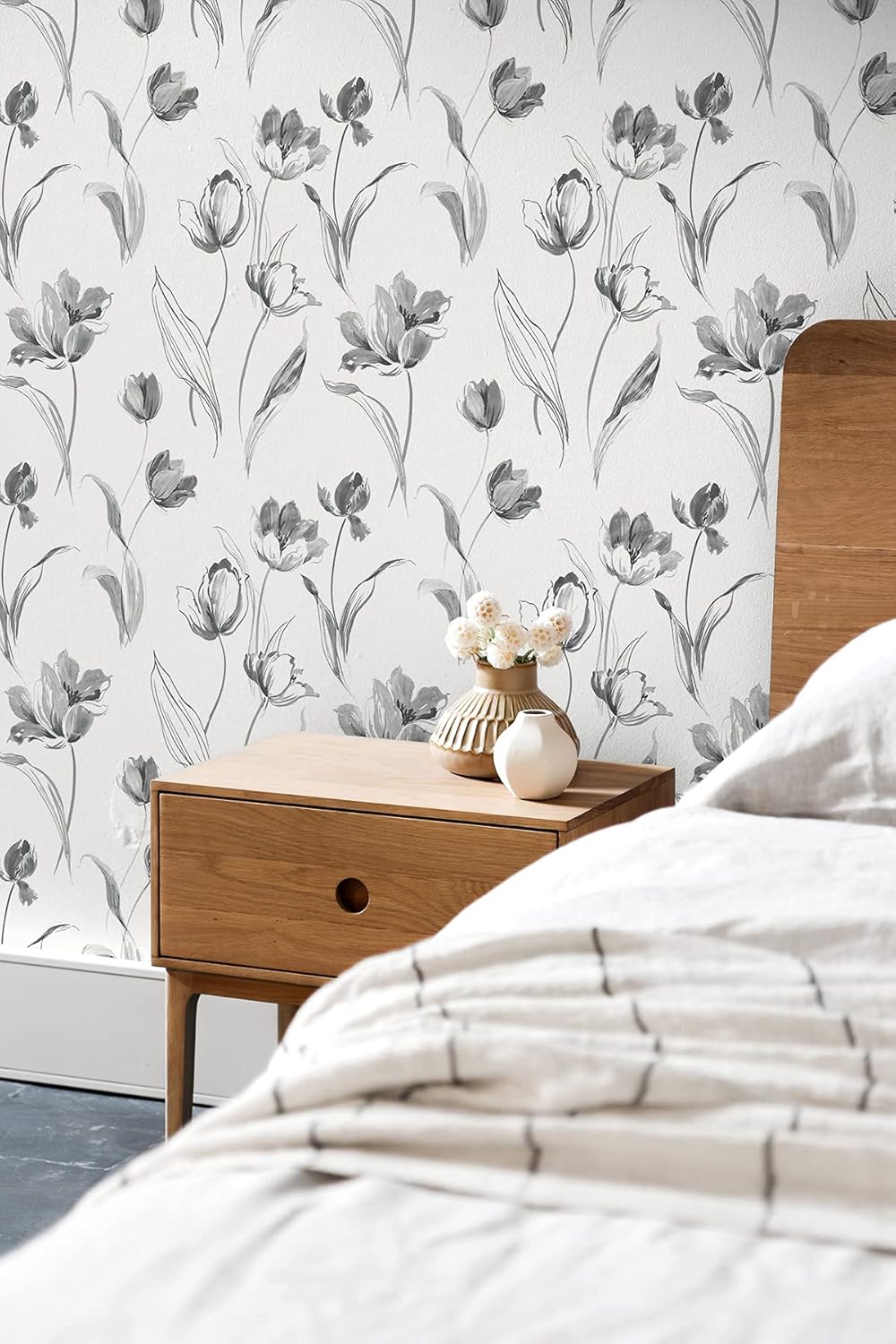 NextWall Tulip Toss Floral Peel and Stick Wallpaper