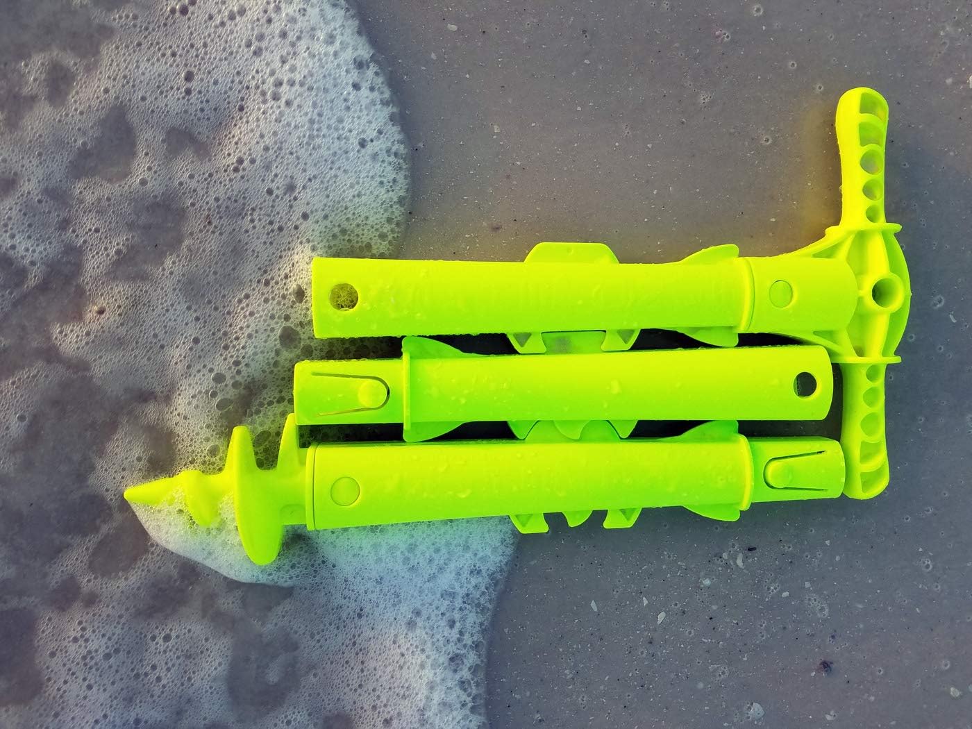 New Sport Sand Shallow Water Beach Anchor by SandShark. Boats, Pontoons, PWC, Kayak. Patent Pending Design. Snaps Together, Easy Storage, Easy to Use. 4' Tall. : Sports & Outdoors