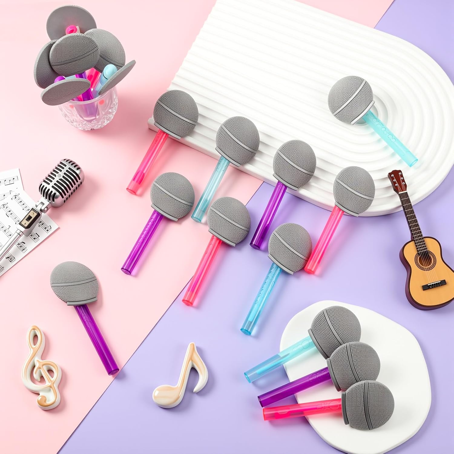 Hollowfly 24 Pcs Kpop Party Favor Mini Microphone Bubble Wands Bulk Popular Kpop Theme Birthday Decorations for Kids Adults Music Fan Meeting Theme Birthday Party Goodie Gift Bag Outdoor Activity