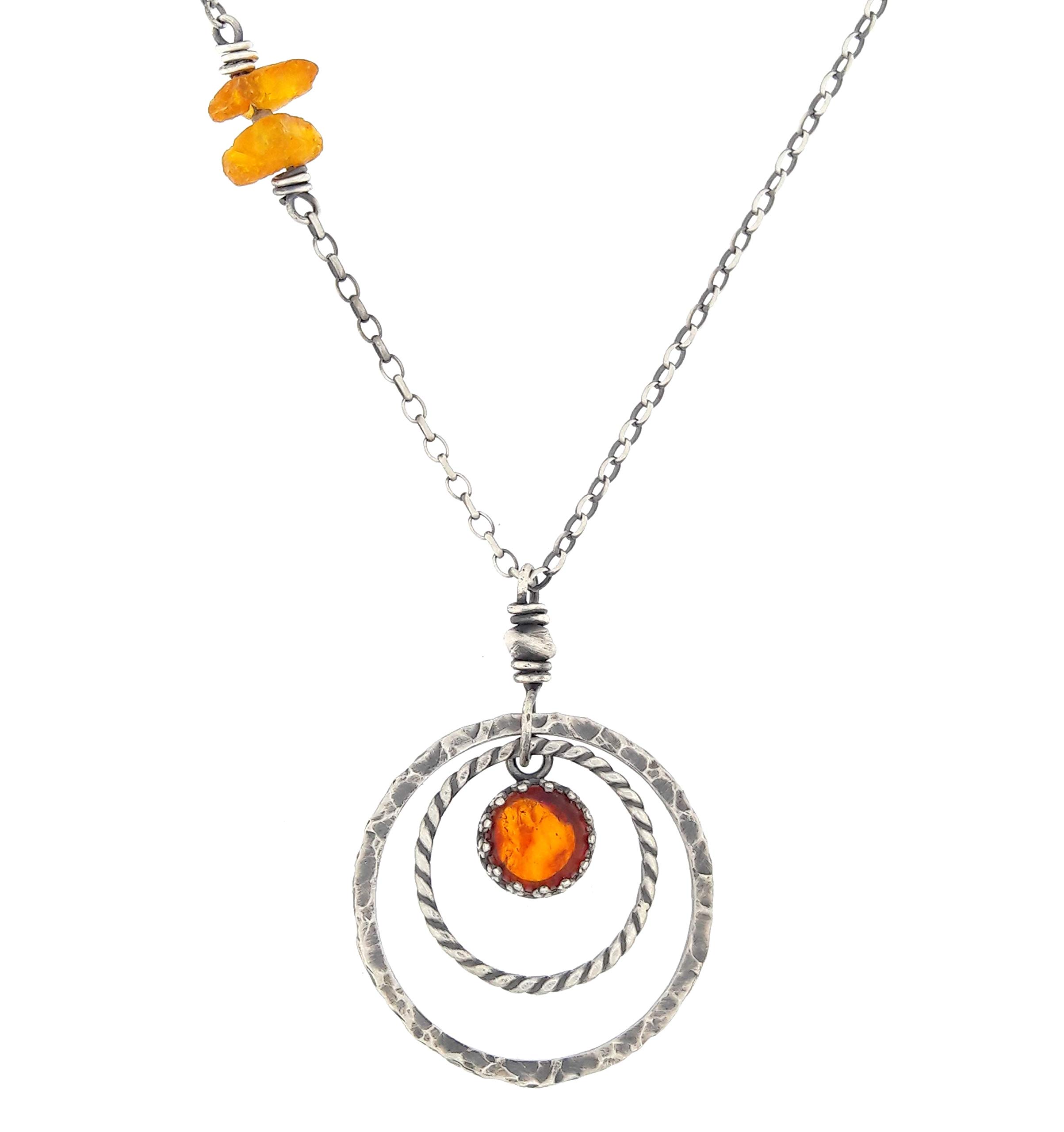 Sautoir ethnique en argent et ambre pour illuminer vos tenues ternes