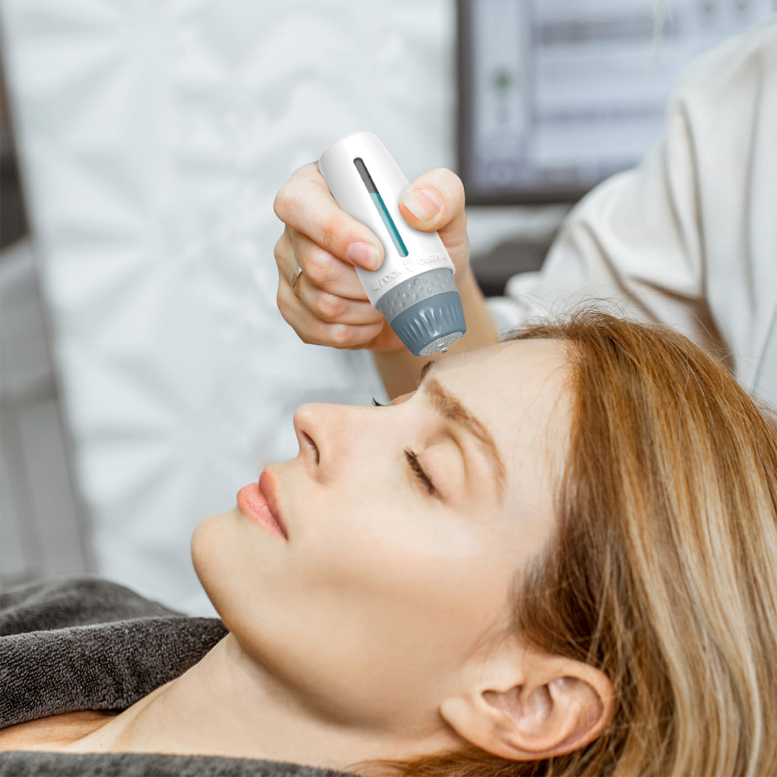 Hydra Needle 24 Derma Stamp, lunghezza regolabile 0 ~ 1,5 mm 24 pin Derma Roller, applicatore siero Derma Pen per anti-invecchiamento, stimolazione della crescita della barba, tono della pelle