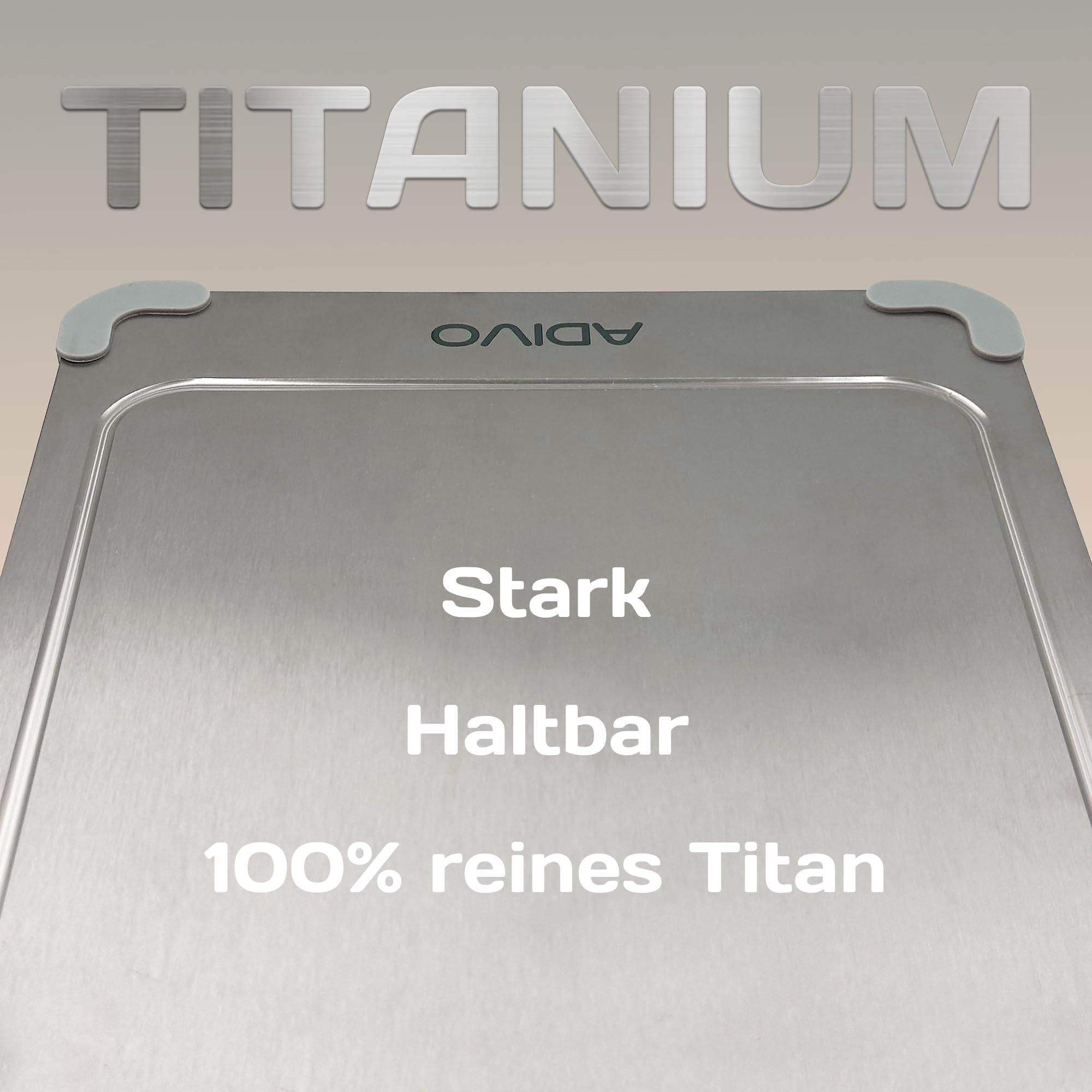 adivo 100% Reines Titan-Schneidebrett, beidseitig nutzbar, ultradünn & leicht, antibakteriell, einfach zu reinigen, rostfrei, 39×28×0,15 cm, Silikonecken, ideal für Camping & Outdoor