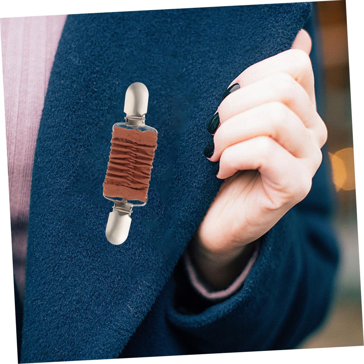 Ciieeo 2pcs Women Clothing Cinch Clips Magnetic Brooch Pins Oval Scarf Dress Cincher Clips for Cardigans Shawls Lightweight Fashion Accessories for Travel and Daily Wear image 4