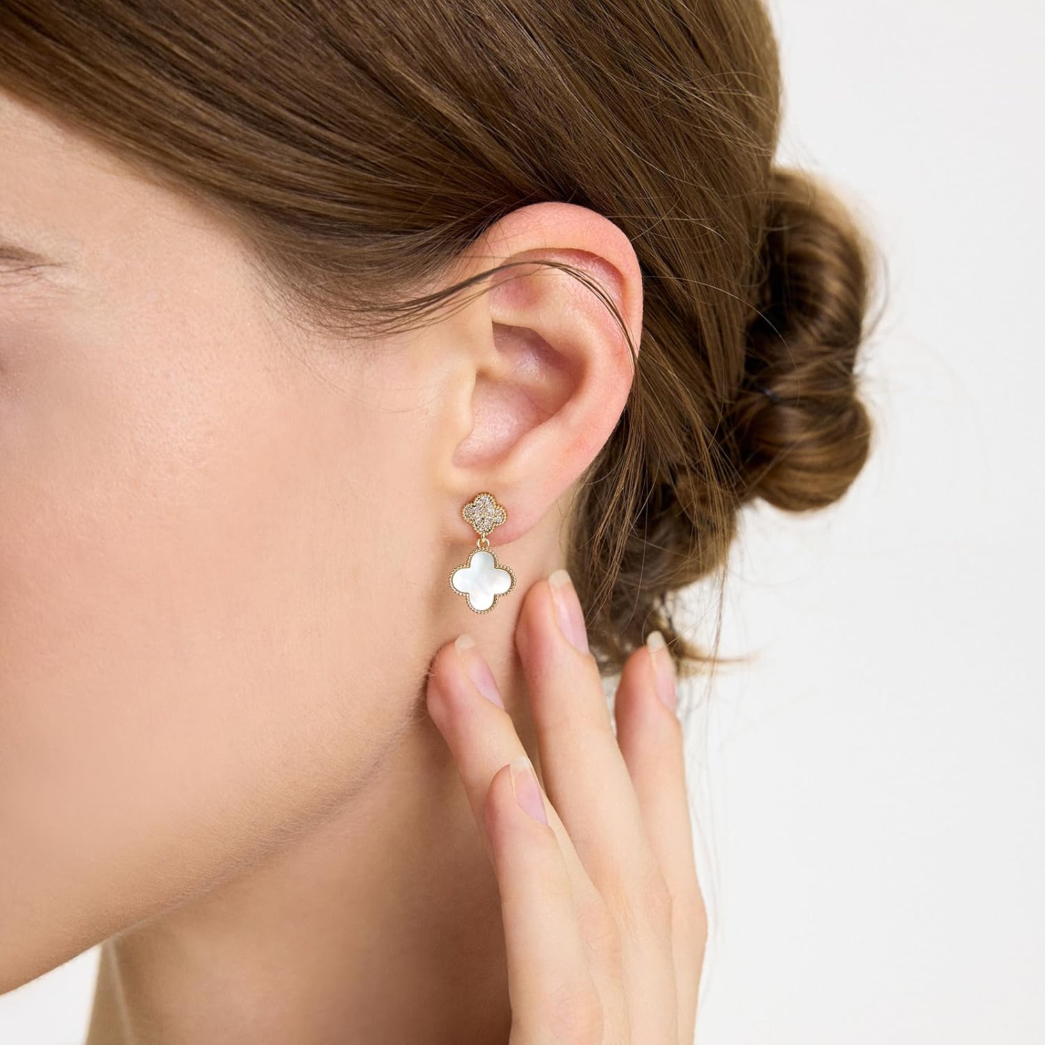 COBI Four Leaf Clover Necklace and Stud Earrings Jewelry Set White Black Green, 18k Gold Plated Clover Earrings Pendant Necklace, Clover Jewelry Set Gifts for Women - Image 6