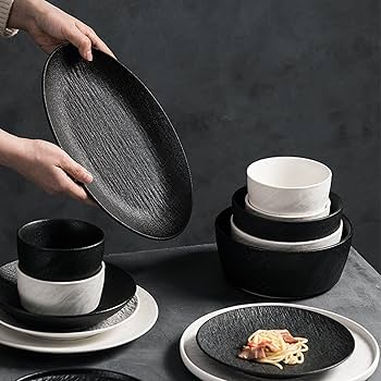 最終価格　イイノナホさん　特別のボウルとスプーンセット　新品 最終価格 イイノナホさん 特別のボウルとスプーンセット 新品