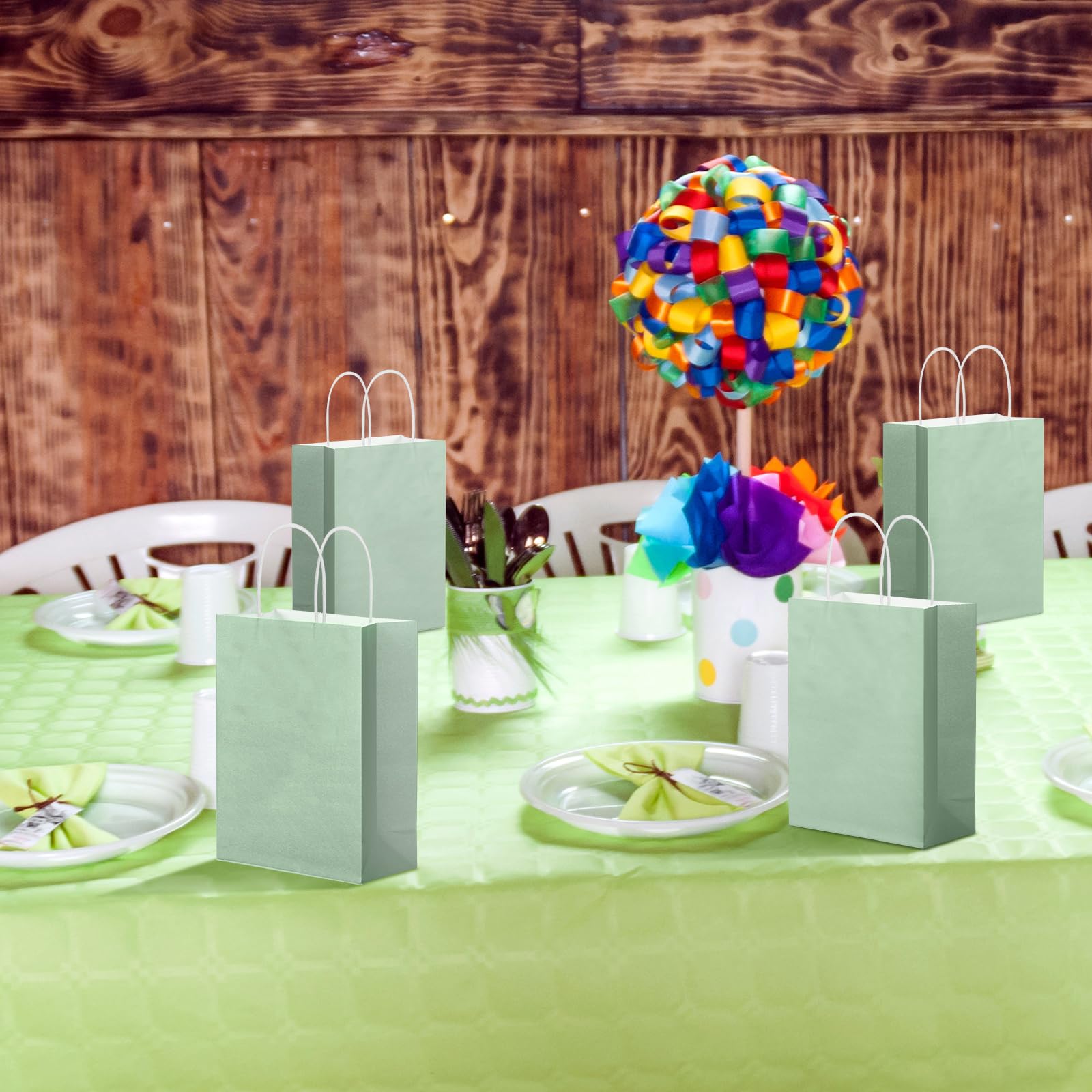 Tenceur 100 Pcs Sage Green Gift Bags Sage Green Kraft Paper Bags with Handles Medium Gift Bags for Wedding Baby Shower Bridal Shower Shopping Party Favor Boutique Business(Sage Green Gradient Color)