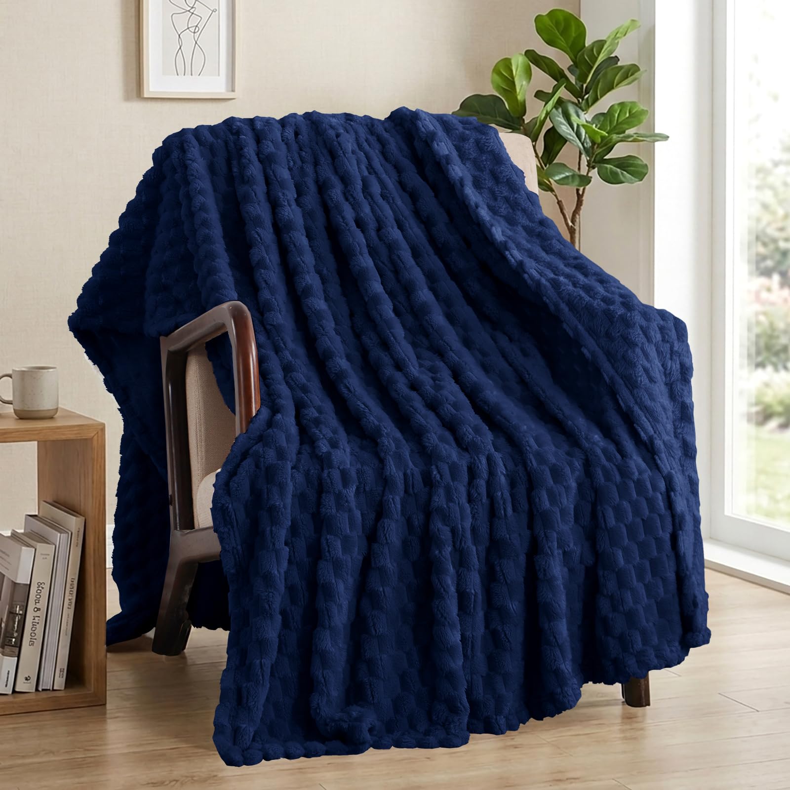 Tifschlaf Fleece Fluffy Throw Blanket - Blue Bed Throw Double Size for Sofa Couch, Soft & Cosy, Navy Blue 150x200cm