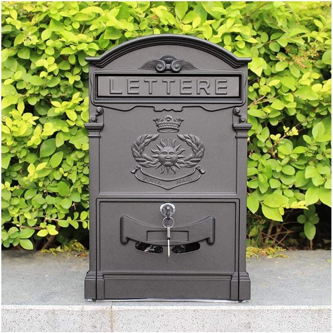 Boîte aux lettres extérieure murale effet rouille motif soleil pour vote