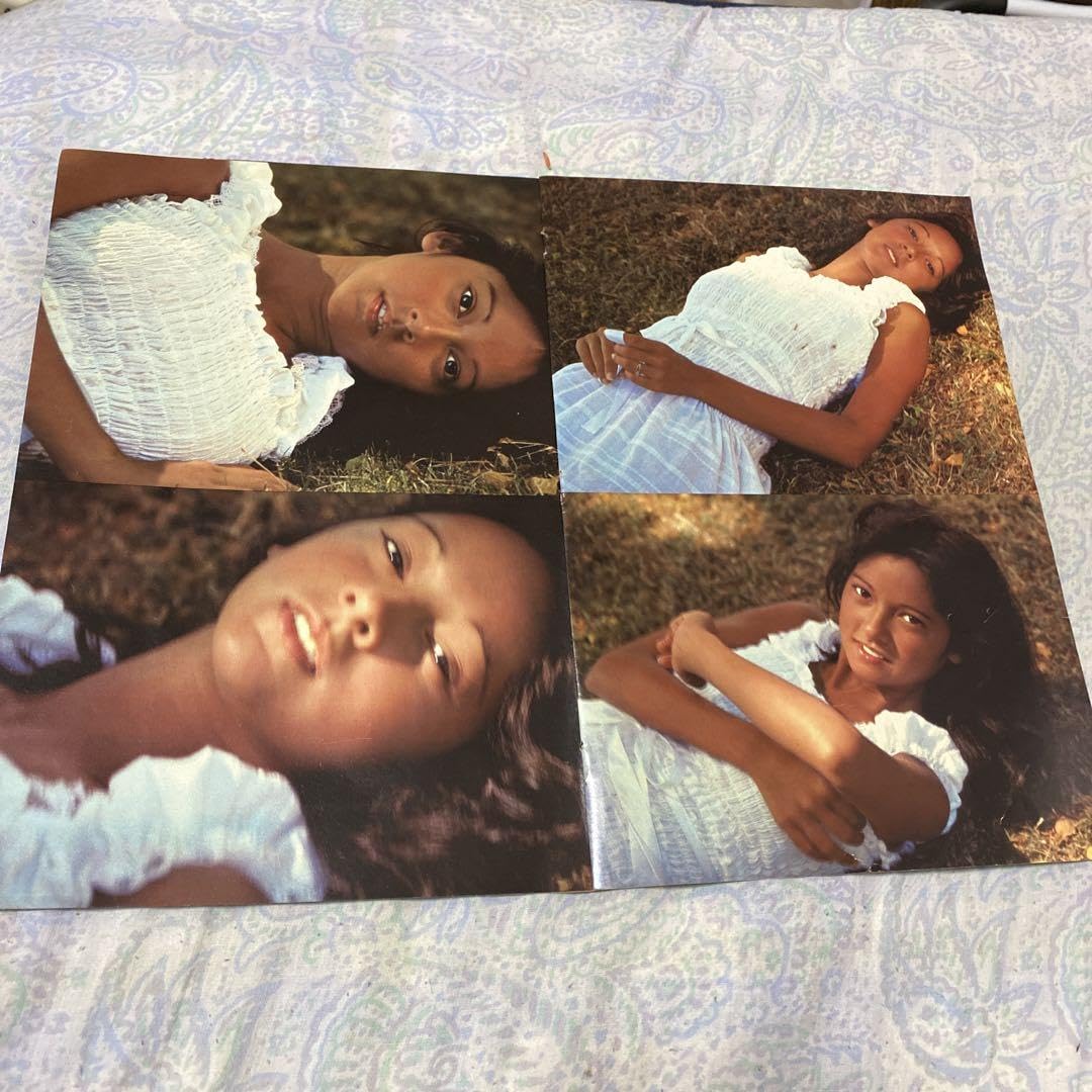 Amazon.co.jp: アグネス ラム20歳の超貴重な水着切り抜き 超 1976年