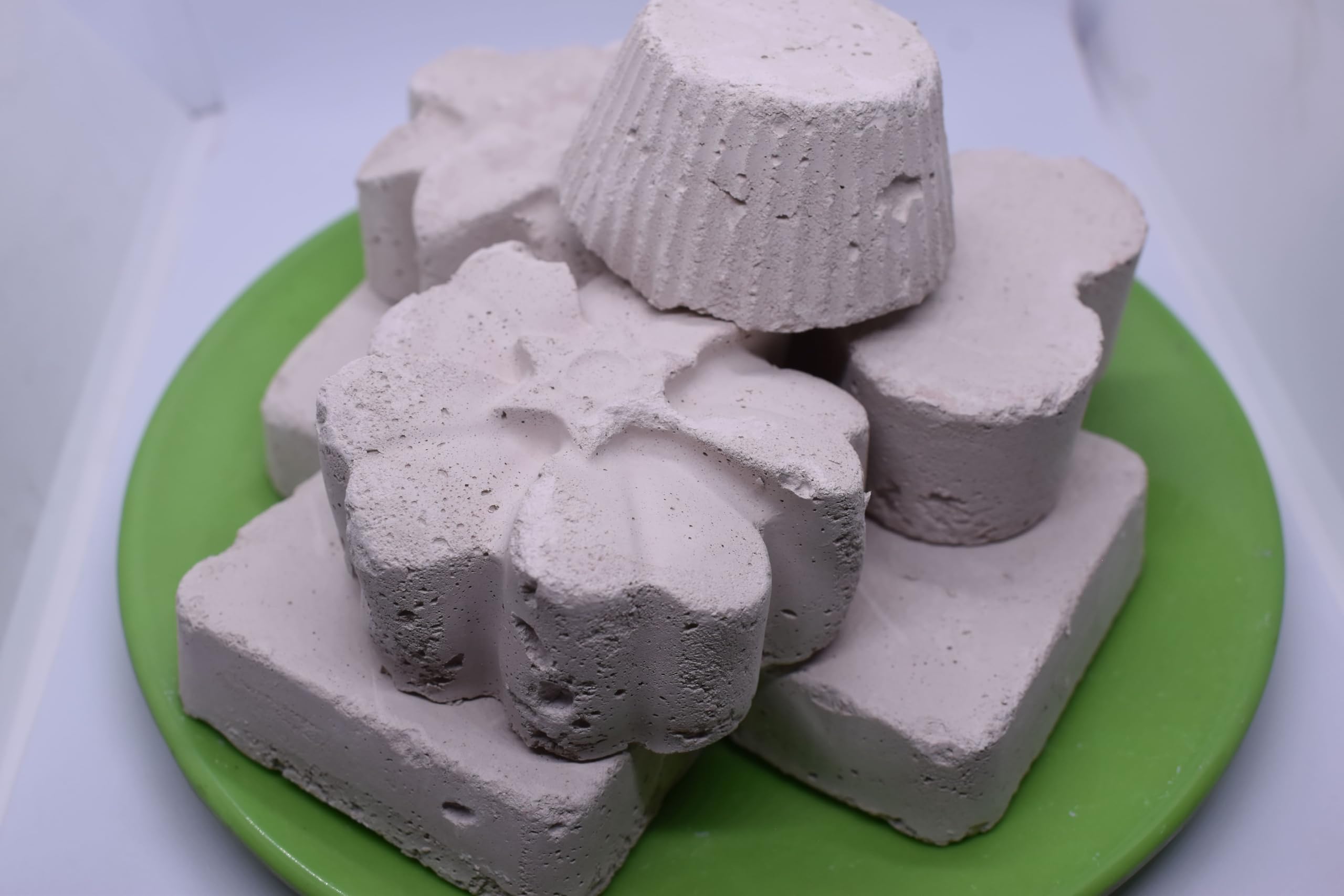 White Slate Shapes 200 Grams - Image 2