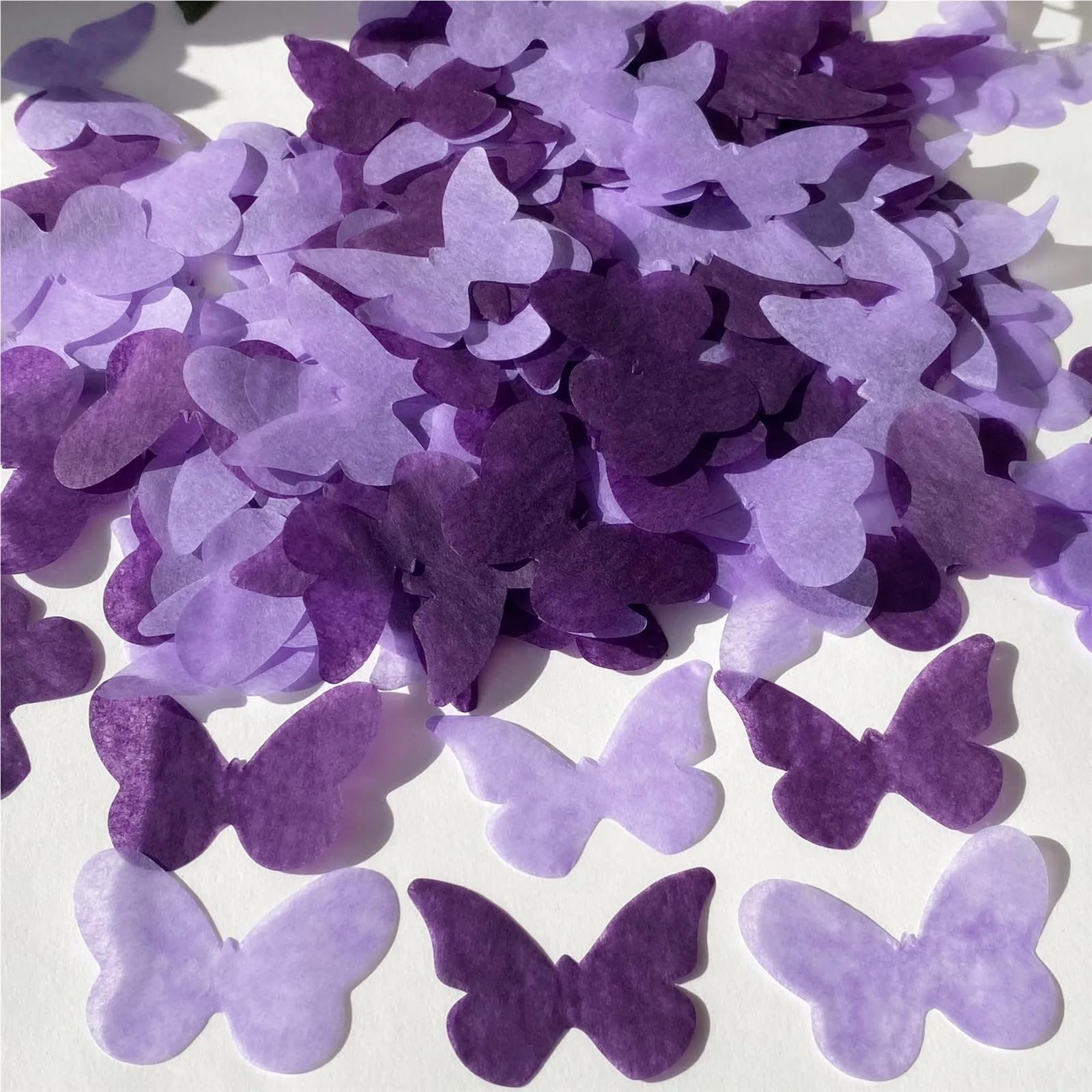 Konfetti, 2 Tüten, violettes Schmetterlingskonfetti, biologisch abbaubar, lila, Trauben, Schmetterlinge, Hochzeit, Party, Dekoration, handgefertigt, elegant, fliegende Konfetts (Mischung)