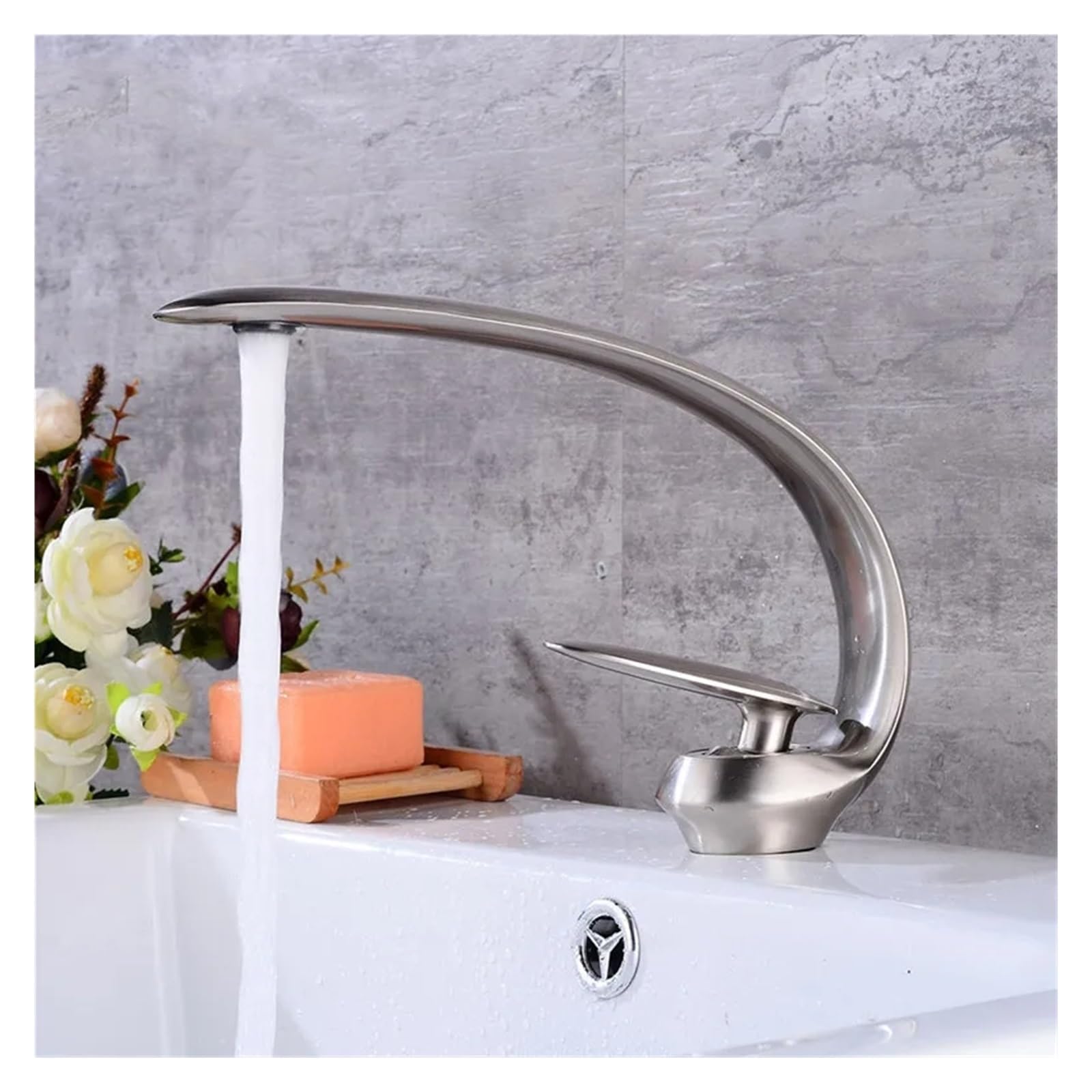 Robinet de lavabo anti-éclaboussures avec mitigeur rotatif pour vasque propre