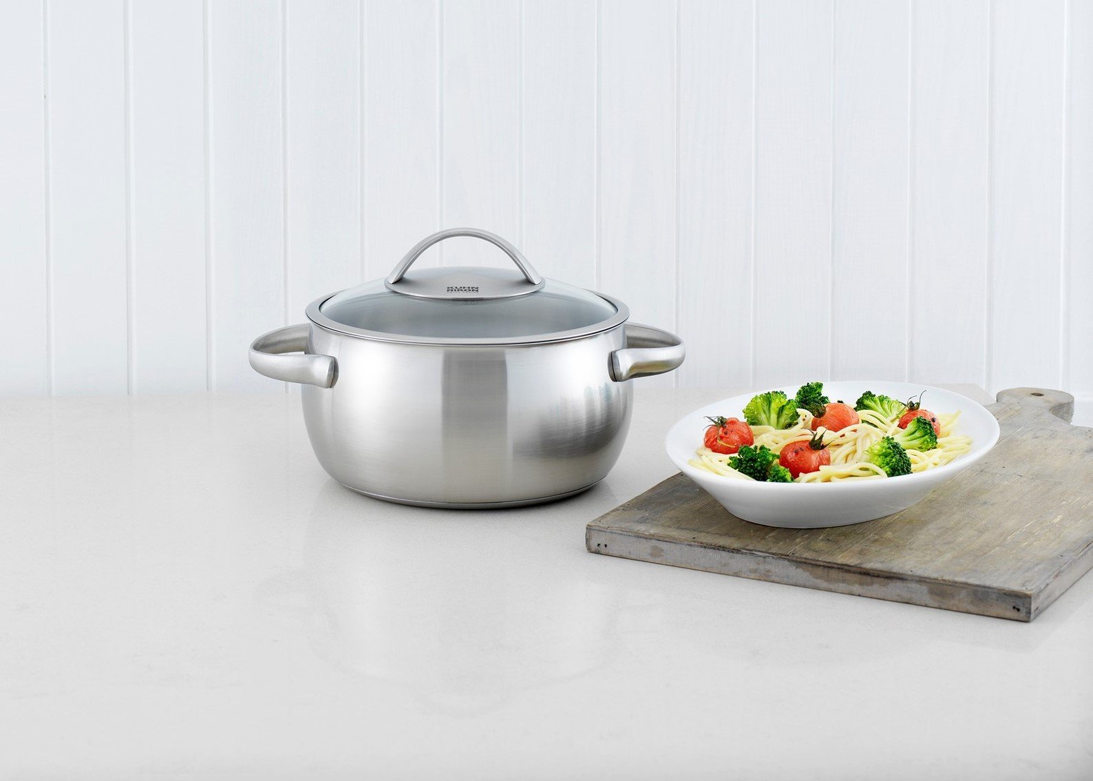 Amazon｜KUHN RIKON (クーンリコン) 片手鍋 シルバー 24cm デイリー