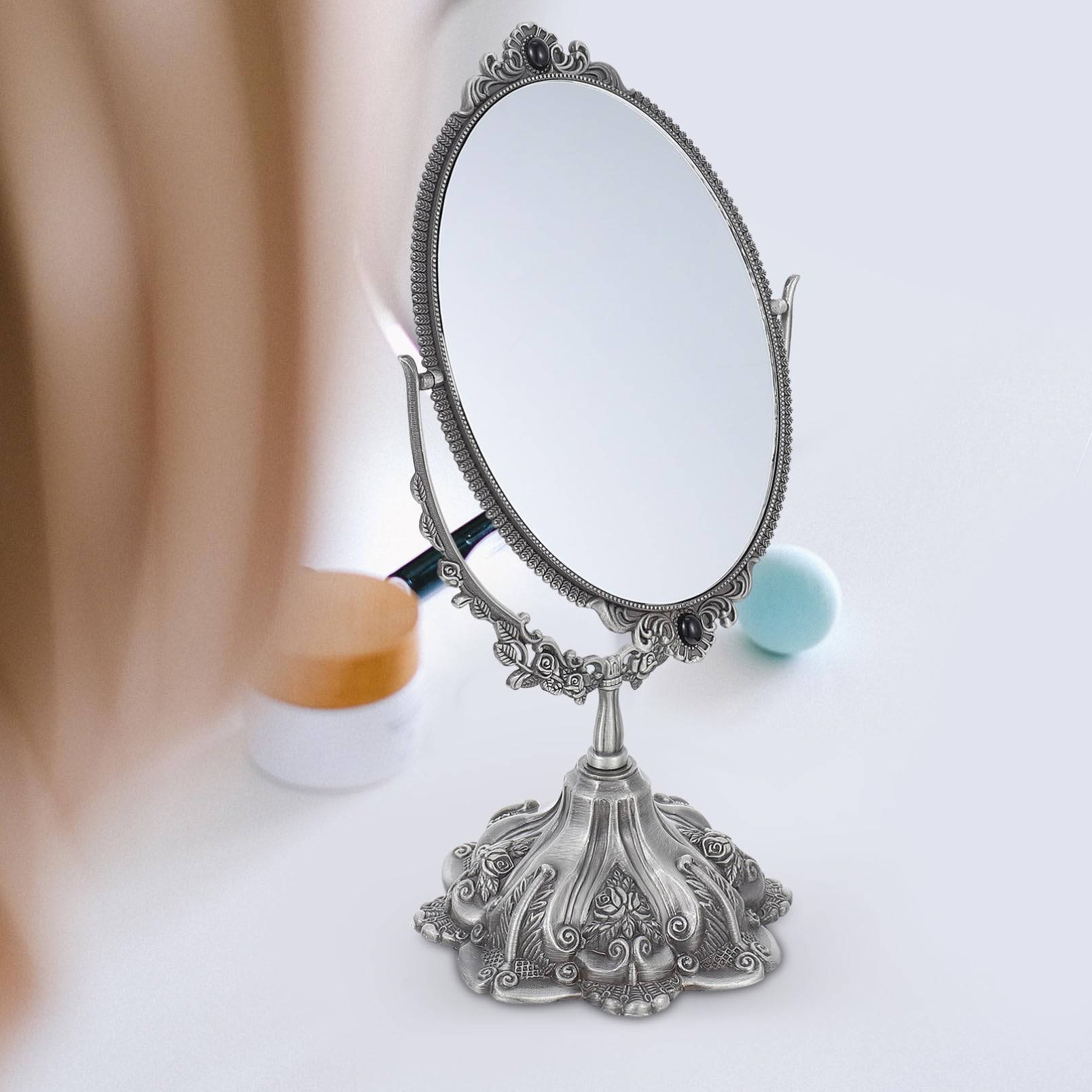 PACKOVE Vintage Schminkspiegel aus Zinklegierung, Doppelseitig, Drehbar | Silber, Flacher Standfuß, Europäischer Stil, für Hochzeits und Make Up Anwendung
