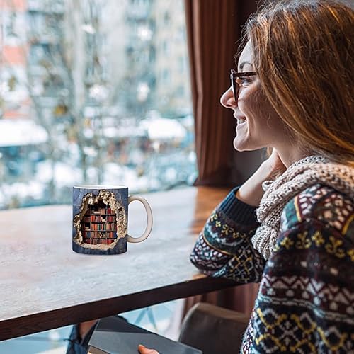 Miniatura 2 de Taza 3D para estantería  Taza de café 3D con agujero en una pared, taza de café con diseño creativo del espacio 3D, estante de biblioteca 3D, regalo