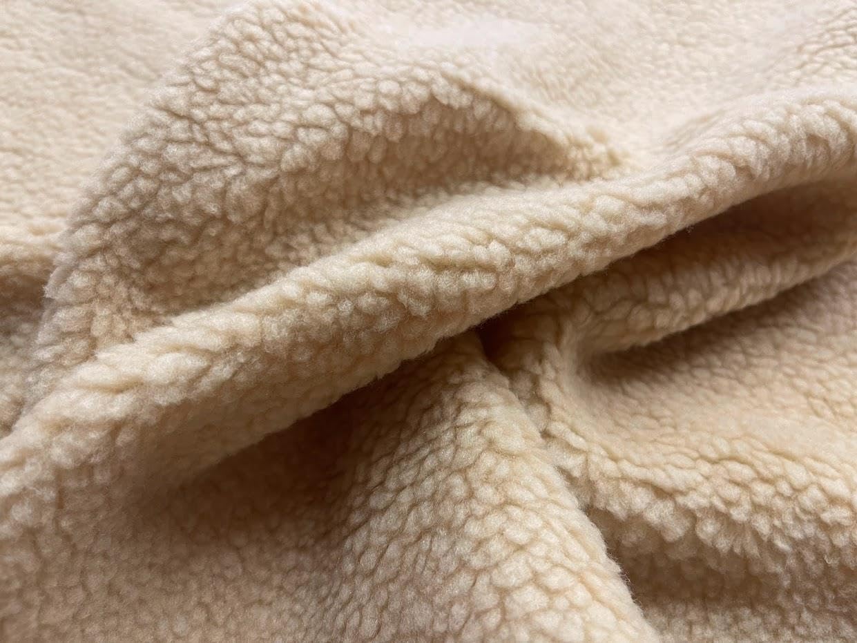 CRS Fur Fabrics Tessuto Sherpa Finta Pelliccia Di Pecora – 1 Metro (150x100 Cm) – Pelo 5 Mm In Poliestere – Colore Verde Oliva