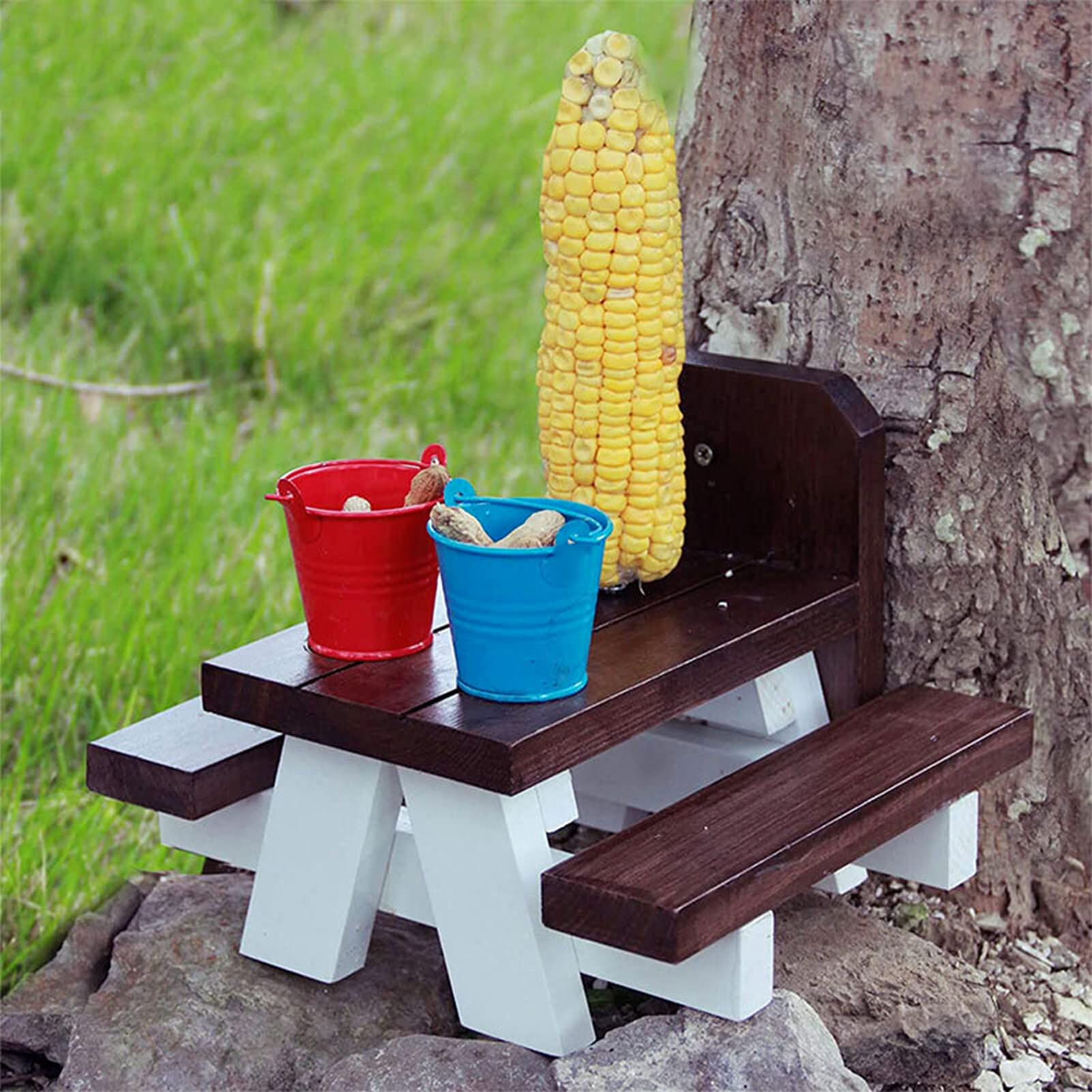 Eekhoorn Feeder Buiten Houten Picknicktafel Maïs Cob Houder Proof Vogelvoeders Met Omheind Tafelblad Bank Stoel Outdoor Chipmunk Feeder Voor Dieren In Het Wild A Eekhoorn Feeder Buiten Houten Picknicktafel Maïs Cob Houder Proof Vogelvoeders Met Omheind Tafelblad Bank Stoel Outdoor Chipmunk Feeder Voor Dieren In Het Wild A