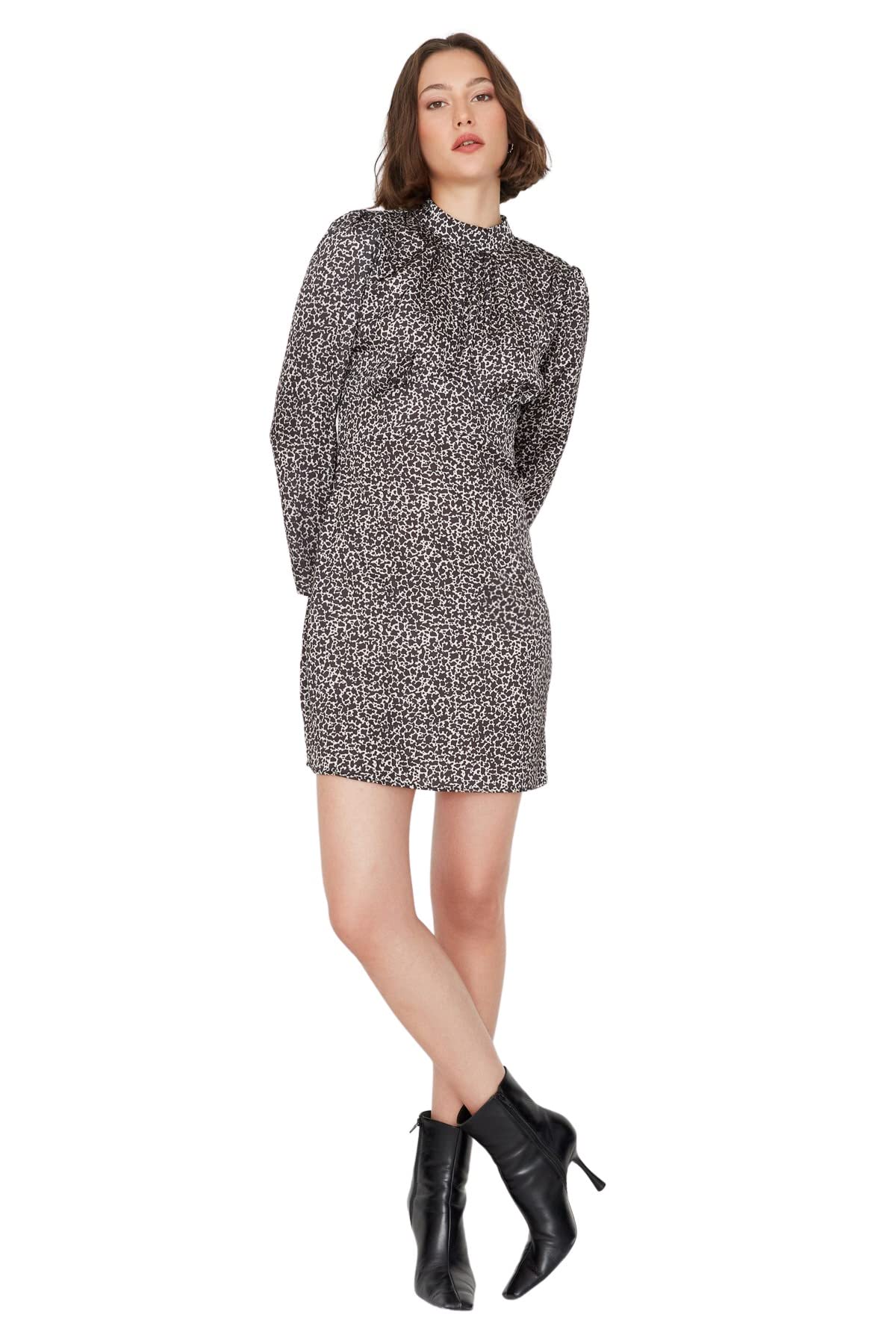 Trendyol Damen Schwarz Mini Shift Regular Dress Kleid, 34 Eu