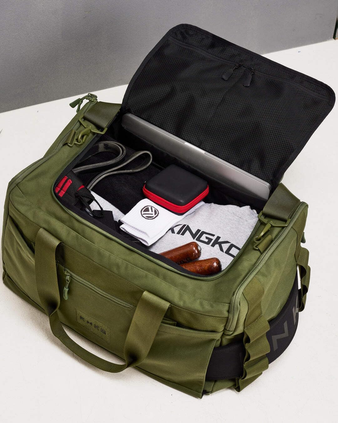 KNKG CORE Duffel Large 51L – Gym Bag with Lifting Belt Storage – Durable 500D Nylon, YKK Zippers – Green