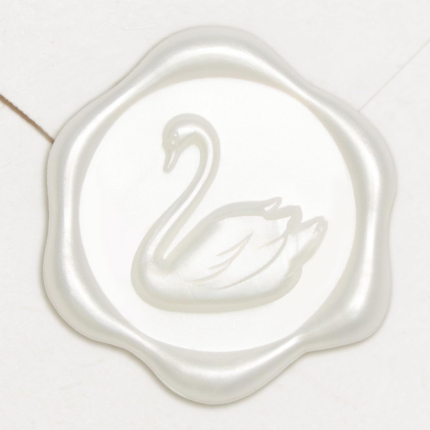 UNIQOOO Wax Seal Stickers - 3D Vintage Swan Wedding Invitation Envelope Seal Stickers, 50 Pcs Self-Adhesive Pearl White Elegant Swan Wax Stickers, Perfect for Invitation, Christmas, Gift Wrapping