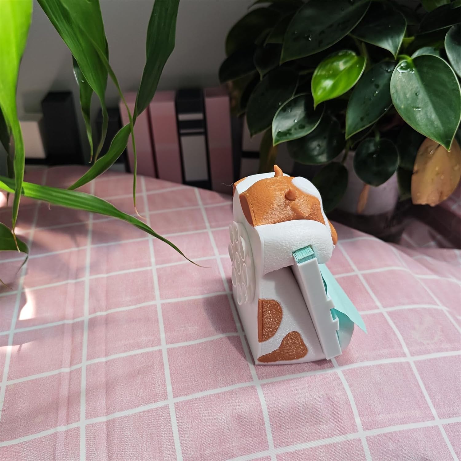 Cow Fridge Sticky Note Dispenser Sticky Note Holder with Pen Holder for Refrigerator, 3x3 in, Brown, C16