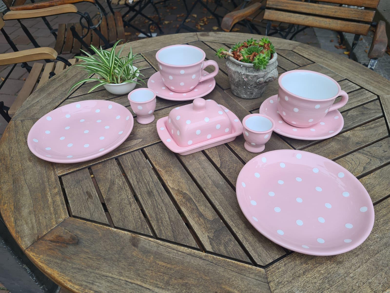 UNGARNIKAT - Vintage Teller/Frühstücksteller 20cm - Rosa mit weißen Punkten - Brotteller/Unterteller Landhausstil - Spülmaschinengeeignet & Mikorwellenfest